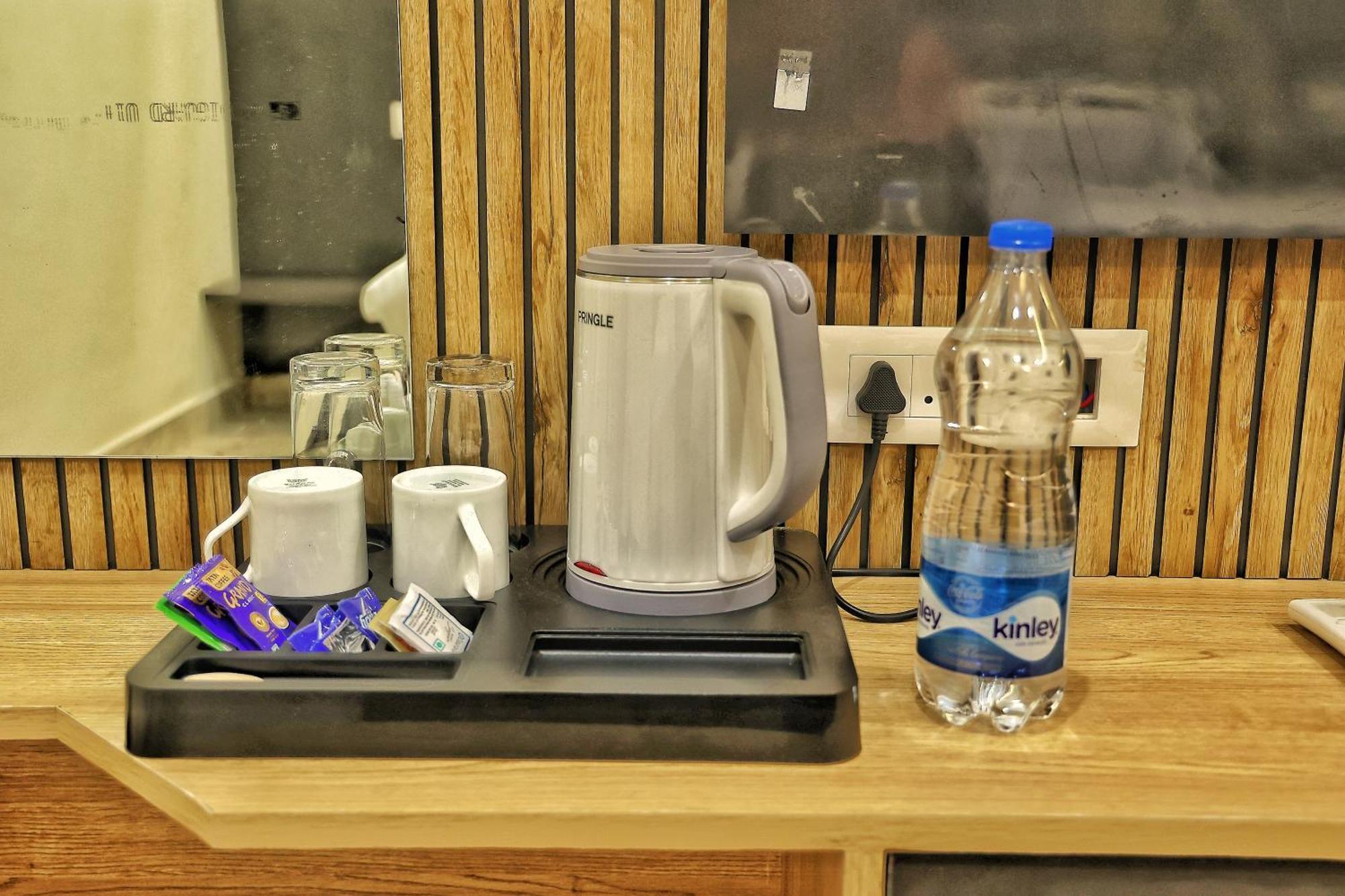 Hotel Aaryan Comforts - Peenya 3*