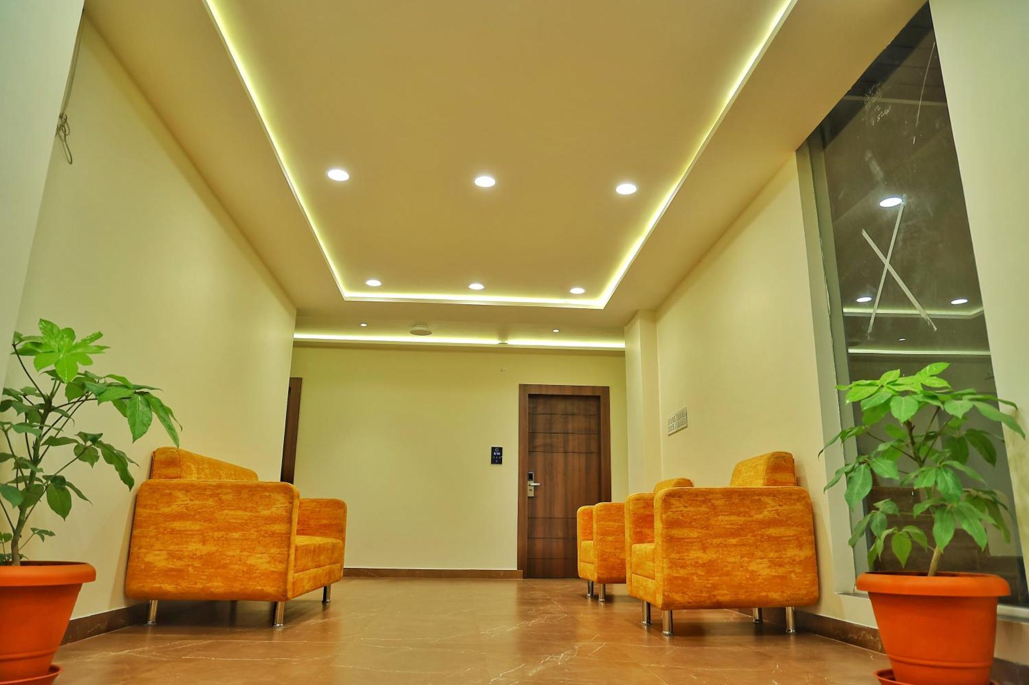 Hotel Aaryan Comforts - Peenya