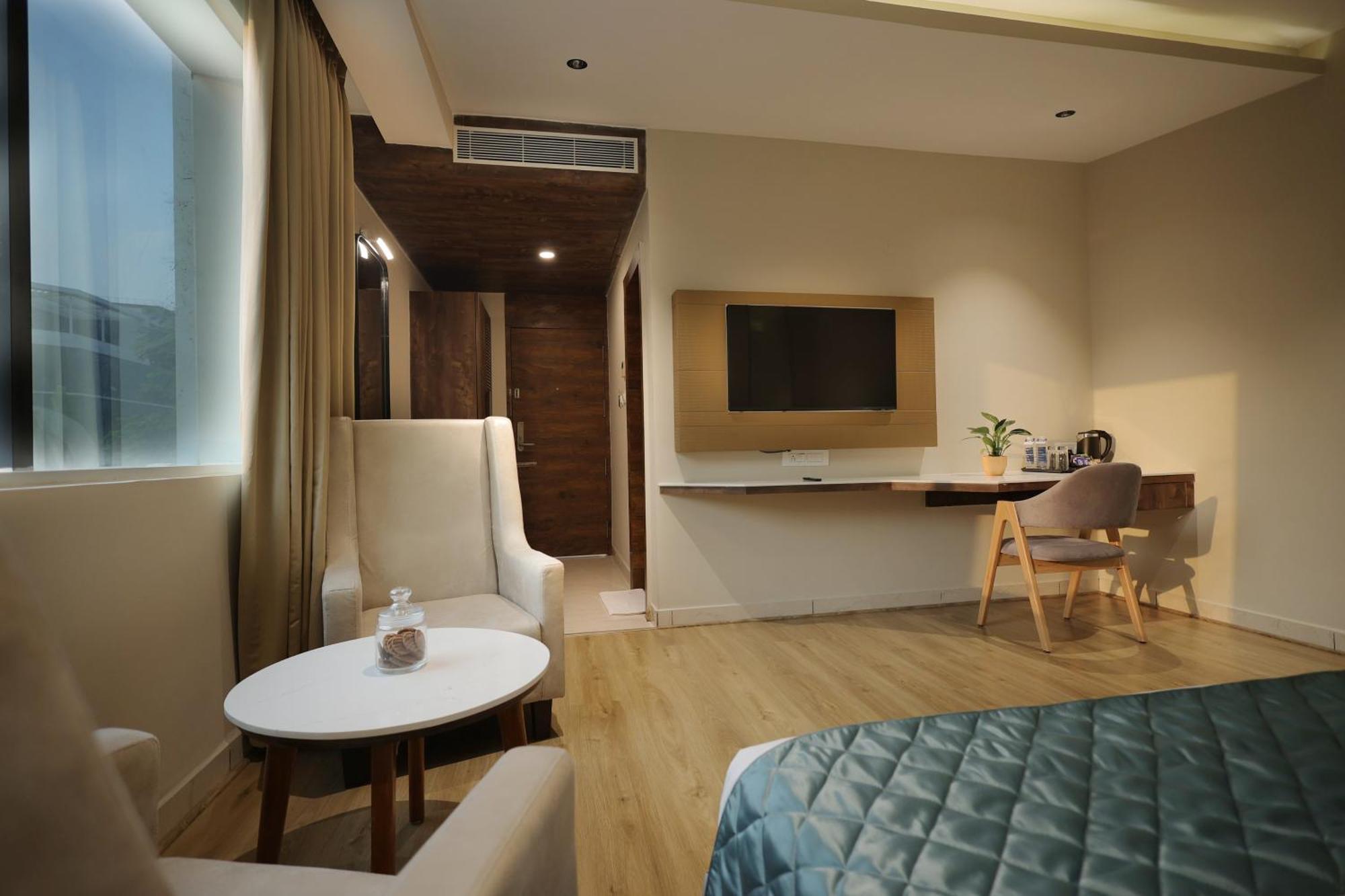 Hotel Aurum Keys By Vyda 3*