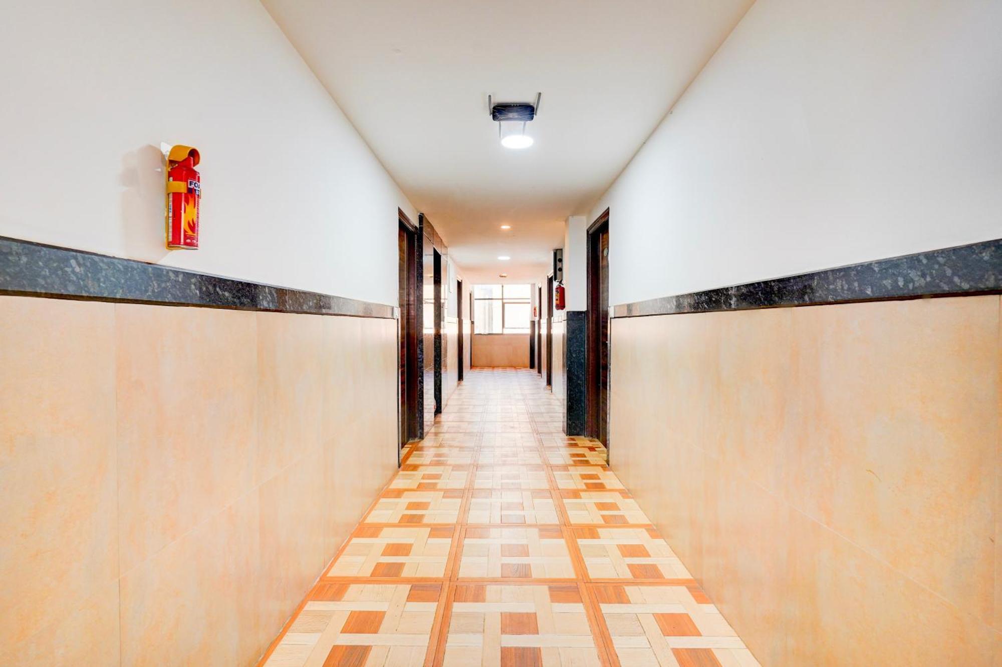 Hotel Super Townhouse Whitefield Bangalore