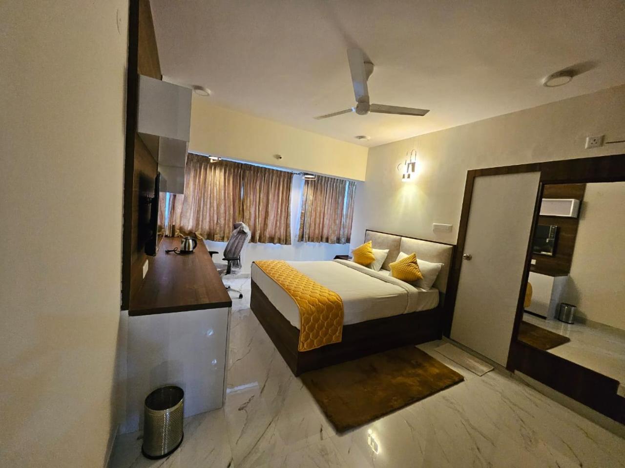 Ss Lumina Guest house