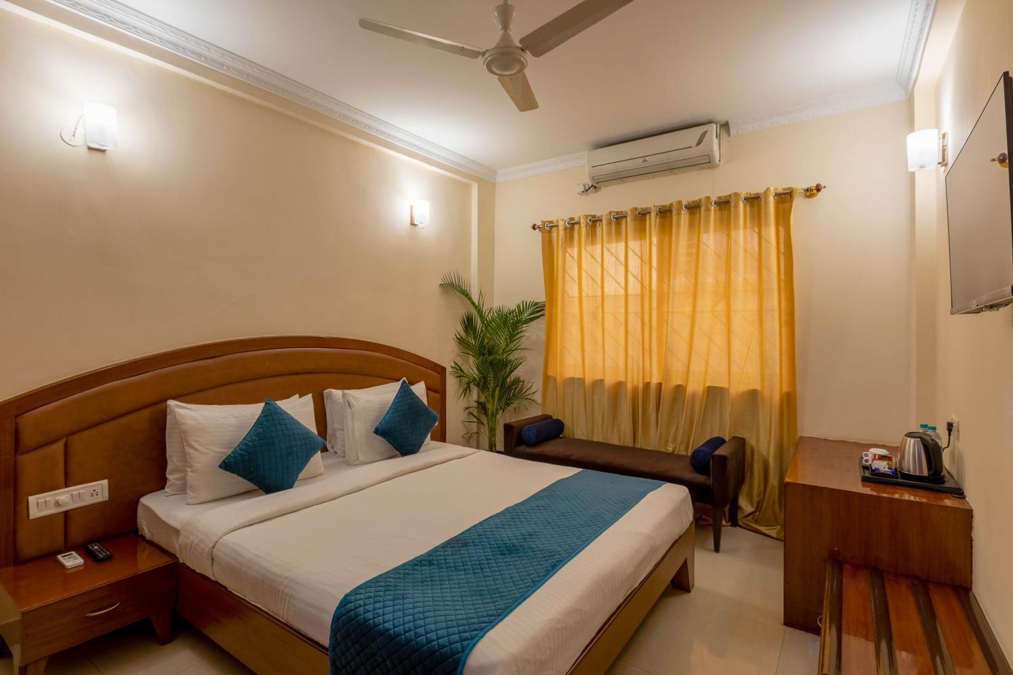 Love hotel Blue Bliss By Pph Living Infantry Road *