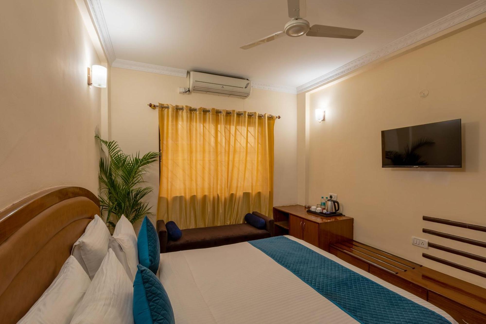 Blue Bliss By Pph Living Infantry Road Bangalore