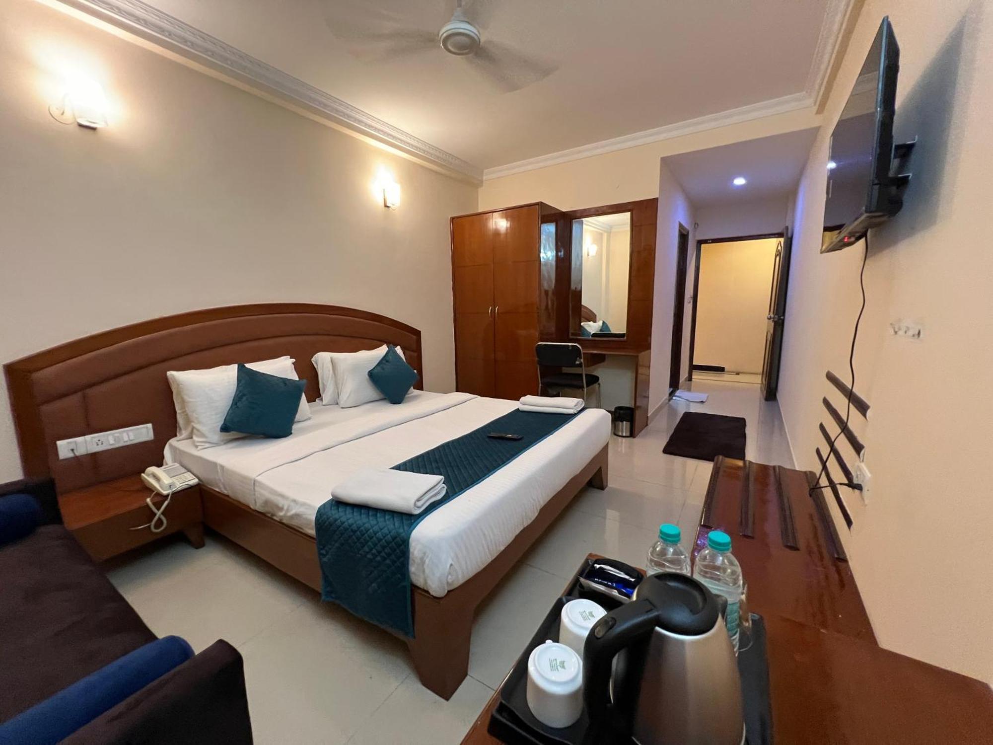 Blue Bliss By Pph Living Infantry Road Love hotel