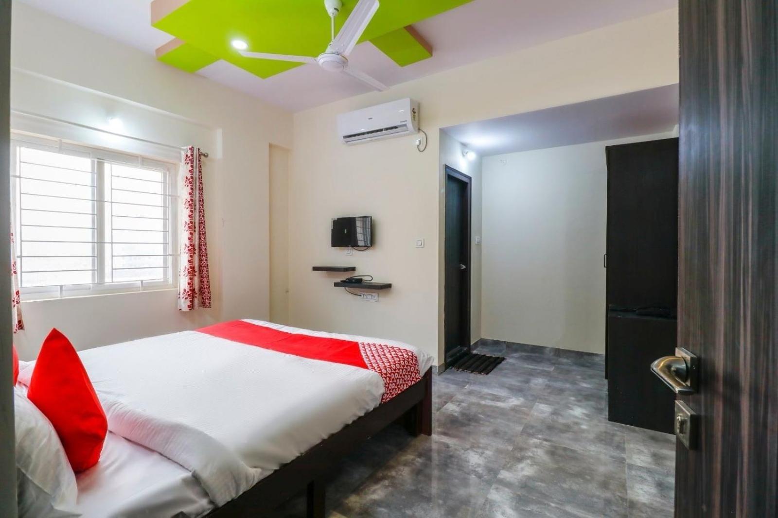 Hotel O Sv Comfort