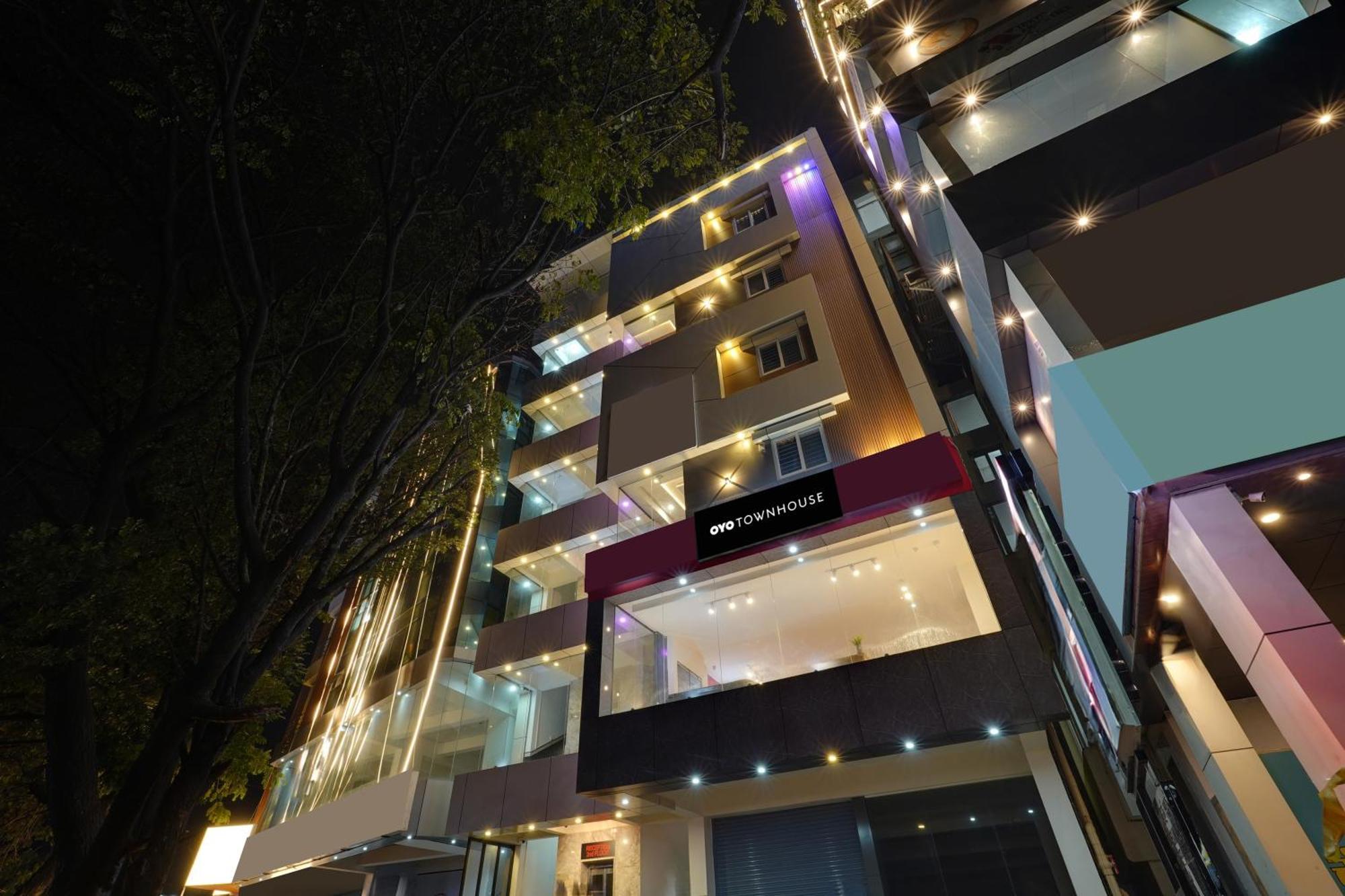 Hotel Townhouse Redmoon