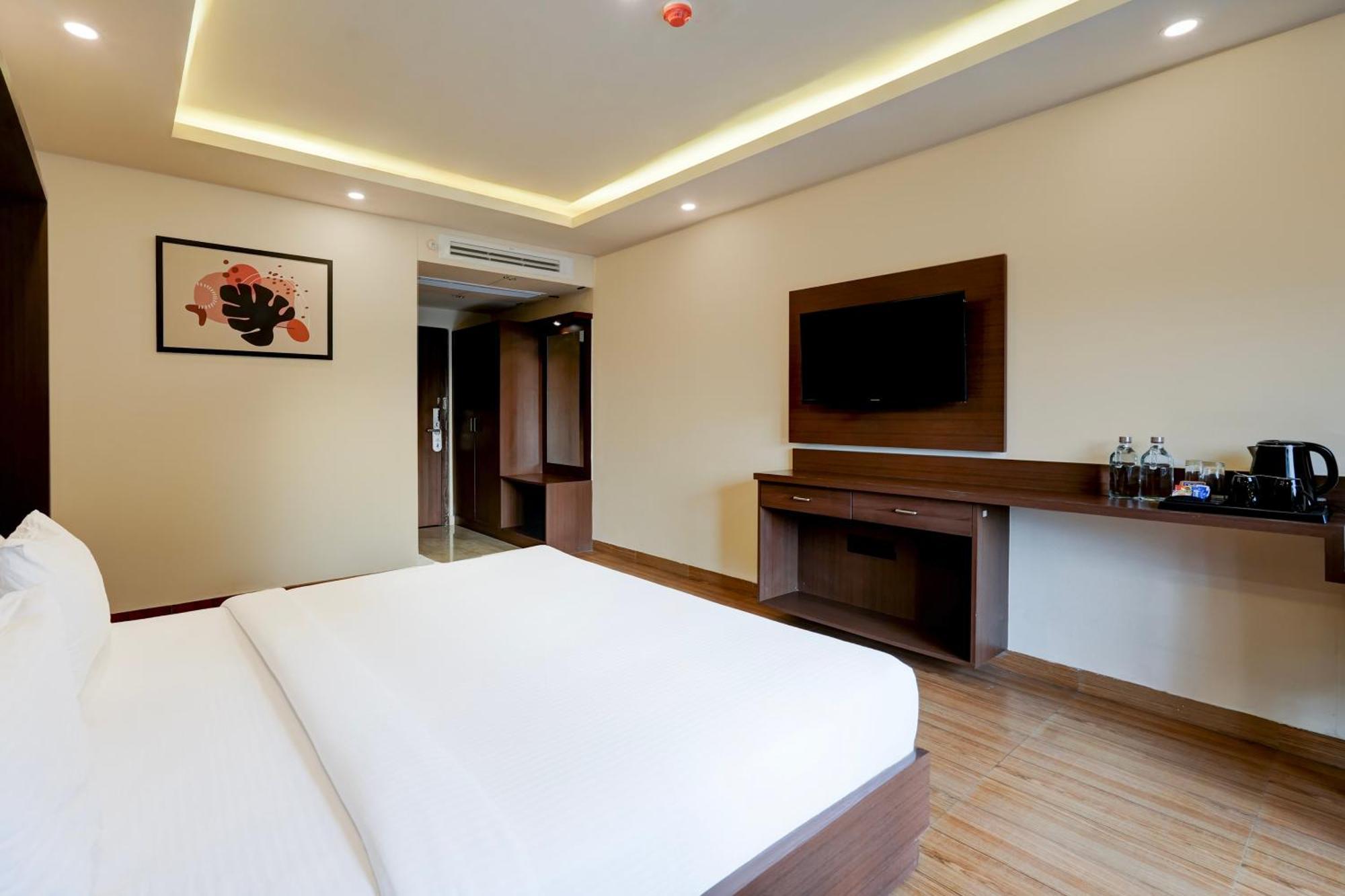 Super Townhouse Oak Mahadevapura Opposite Phoenix Mall Formerly Grand Wilton Hotel Bangalore