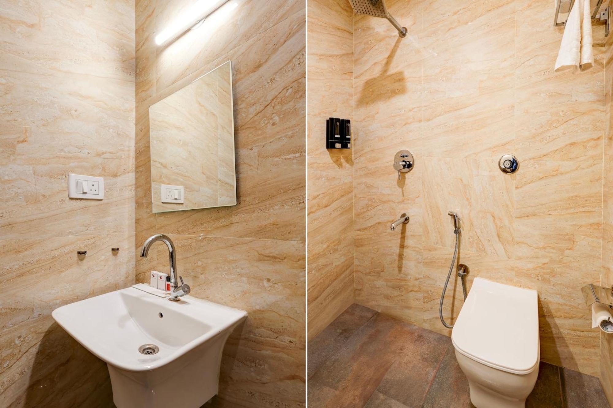 Hotel Super Townhouse Oak Mahadevapura Opposite Phoenix Mall Formerly Grand Wilton 4*
