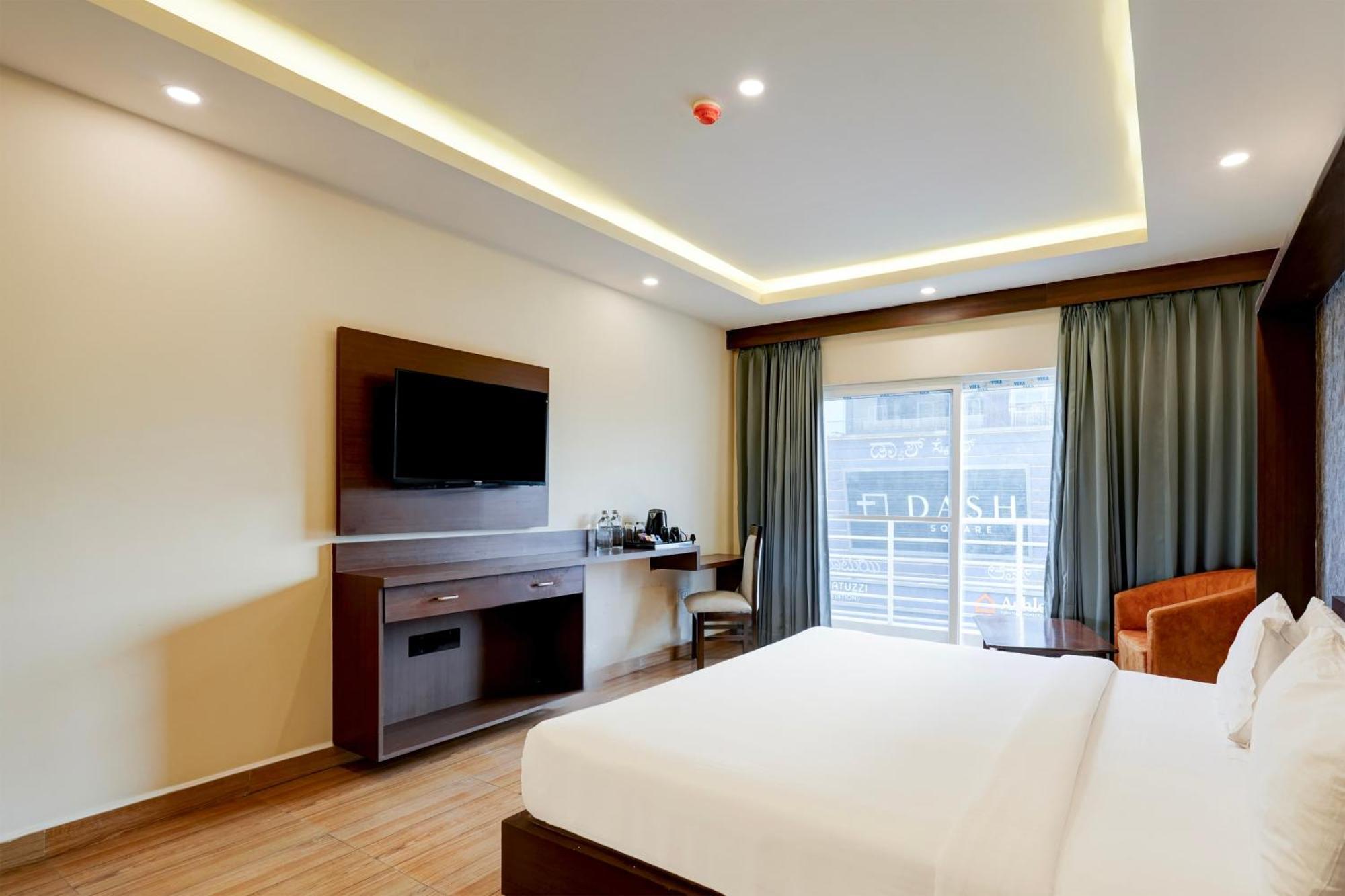 Super Townhouse Oak Mahadevapura Opposite Phoenix Mall Formerly Grand Wilton Bangalore