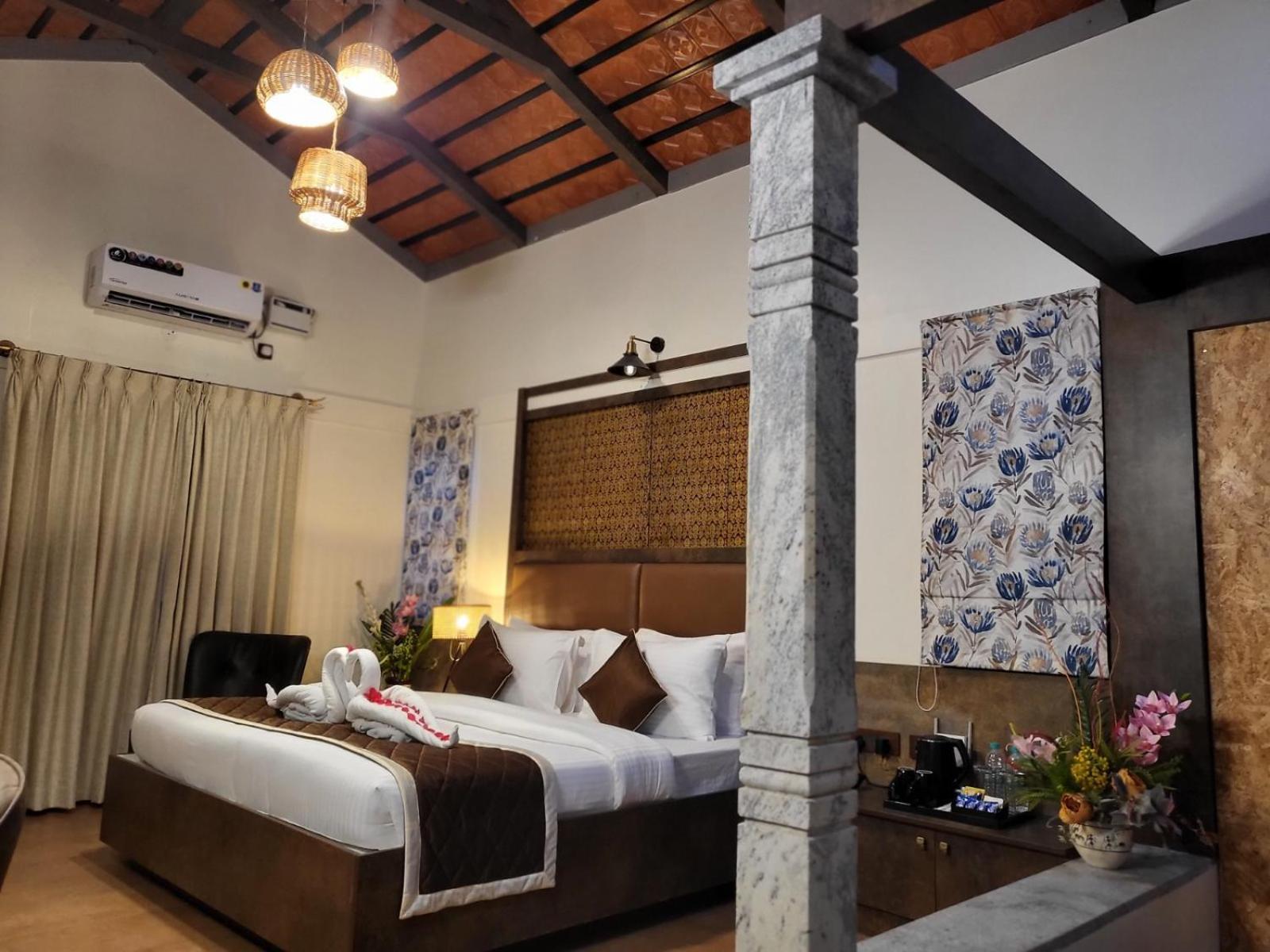 Resort Nirantara & Bangalore