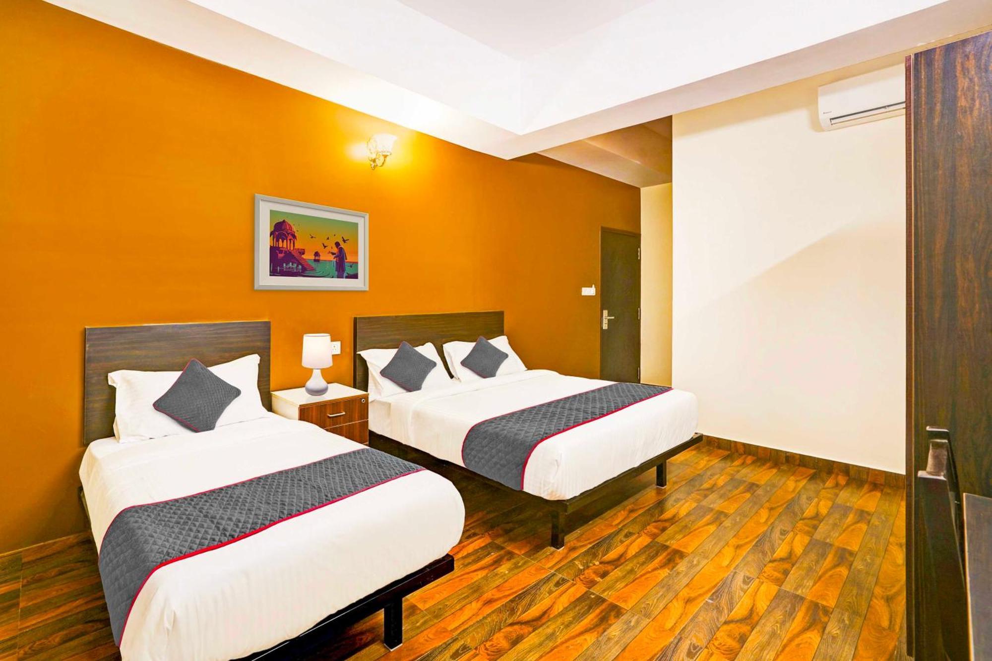Hotel Super Collection O Singasandra Hosa Road