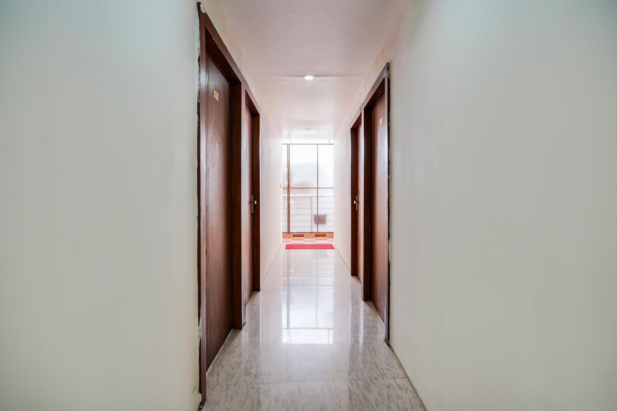 Hotel O Banashankari Comforts Bangalore