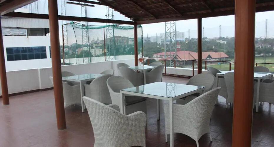 Mak Hotel