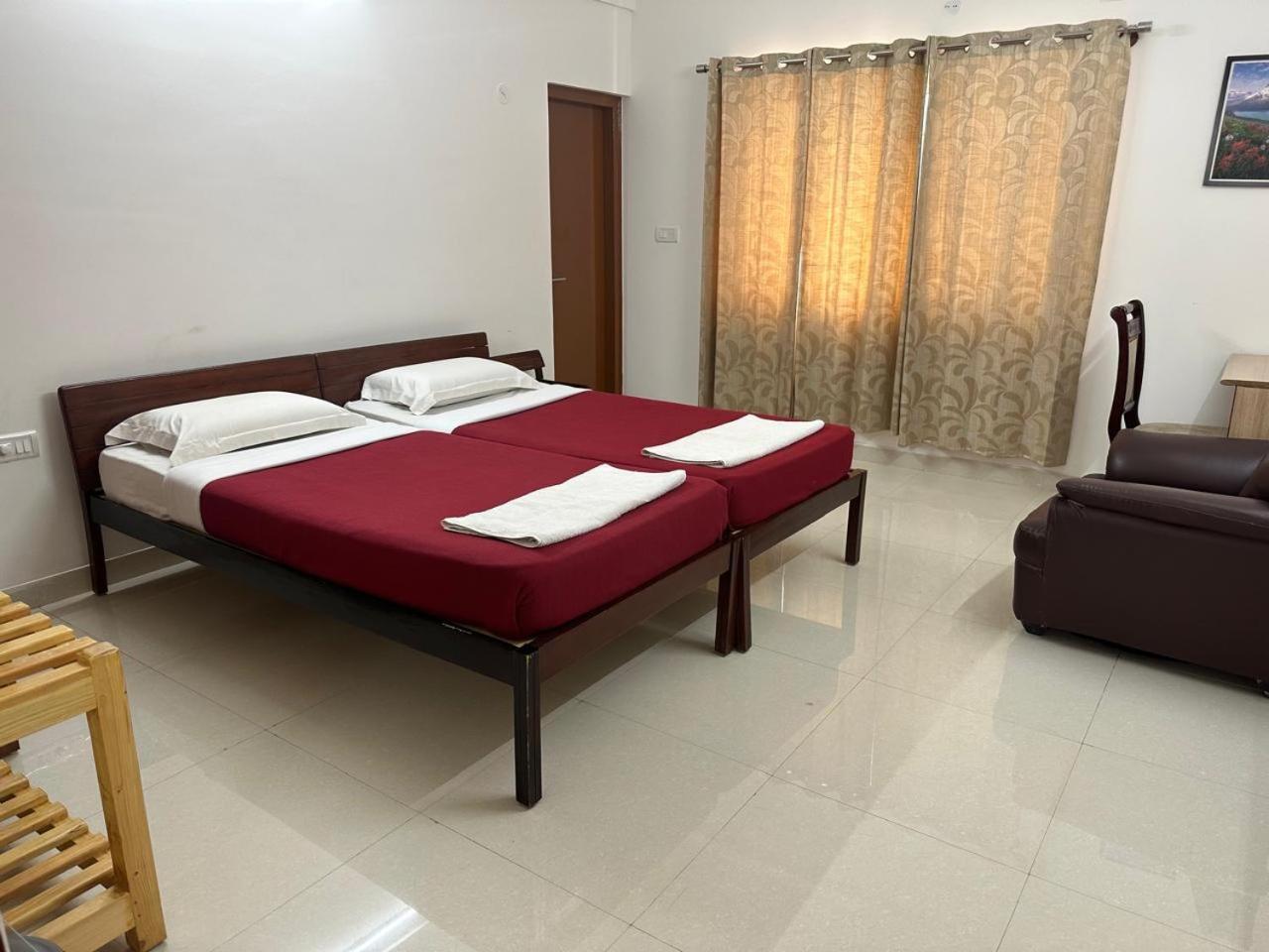 Achates Corporate Services Bed & Breakfast *