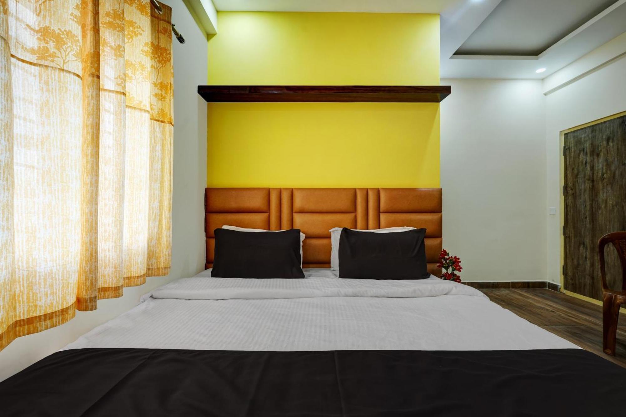Collection O Utsav Grand 4*