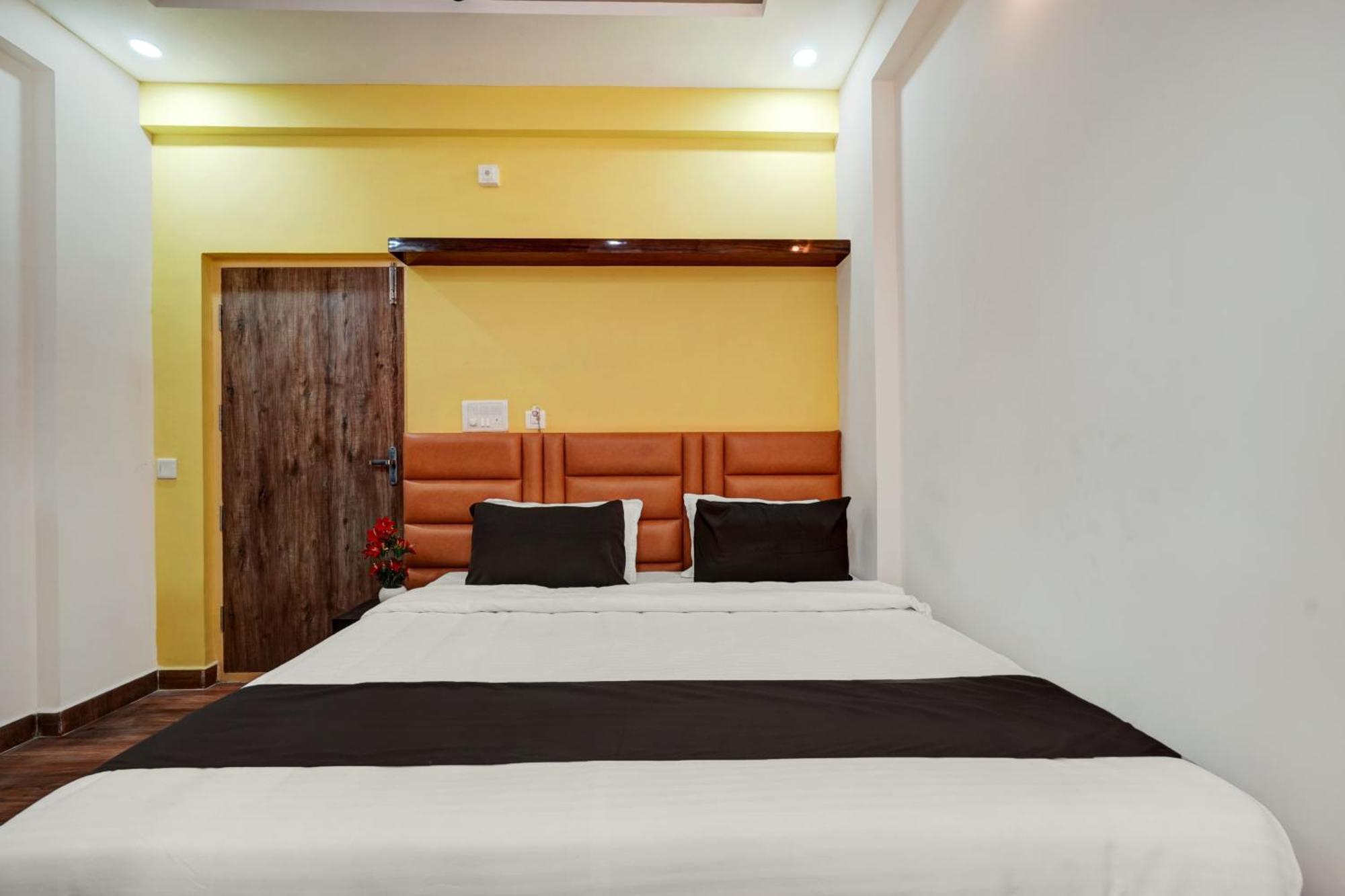 Collection O Utsav Grand Hotel