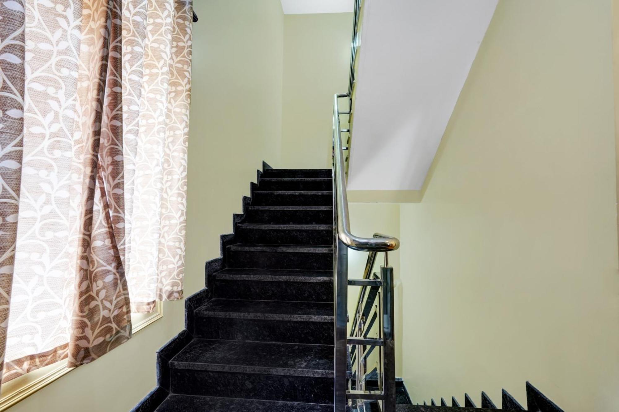 Hotel Collection O Utsav Grand 4*