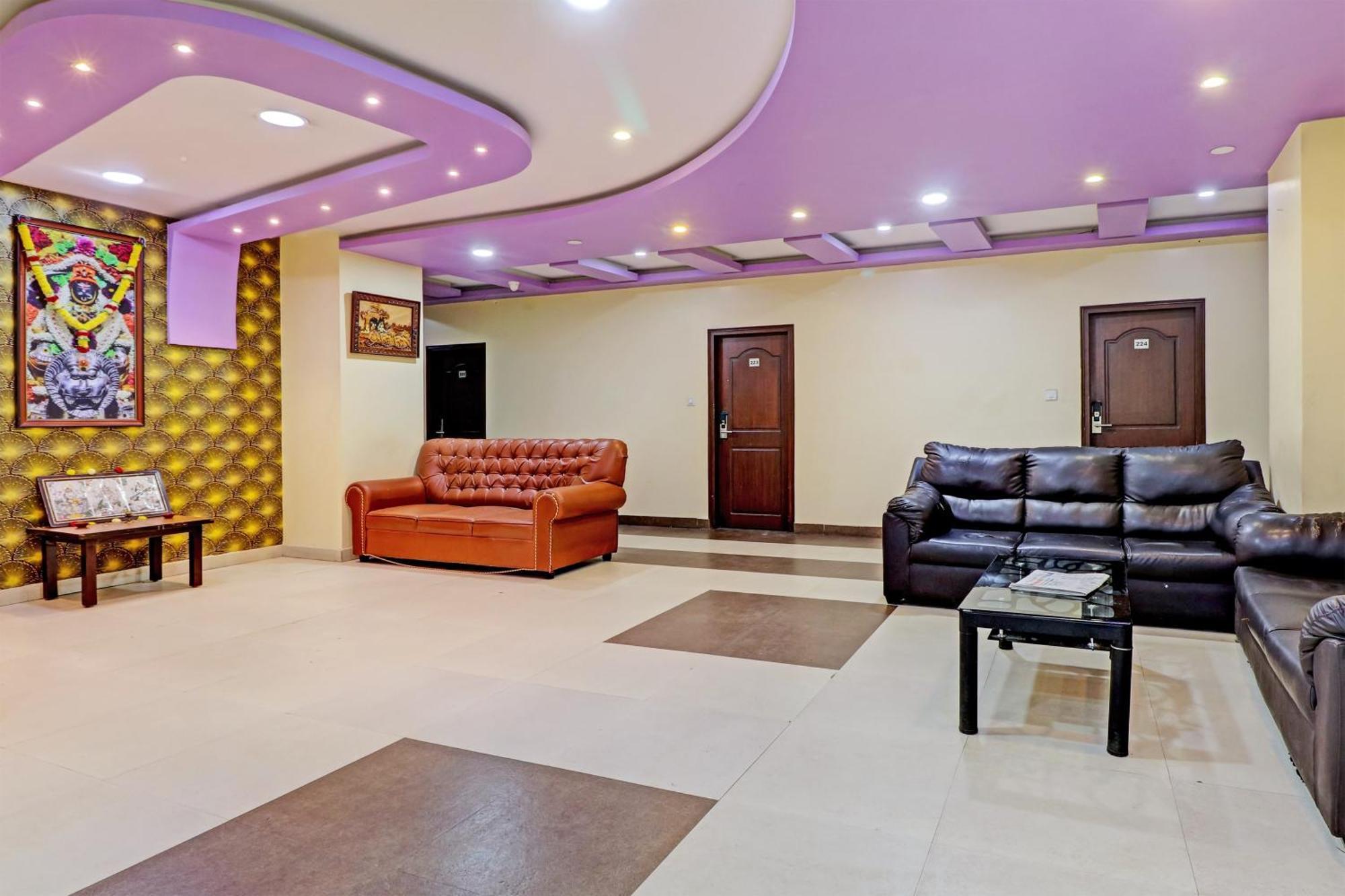 O Royal Bliss International Hotel 3*