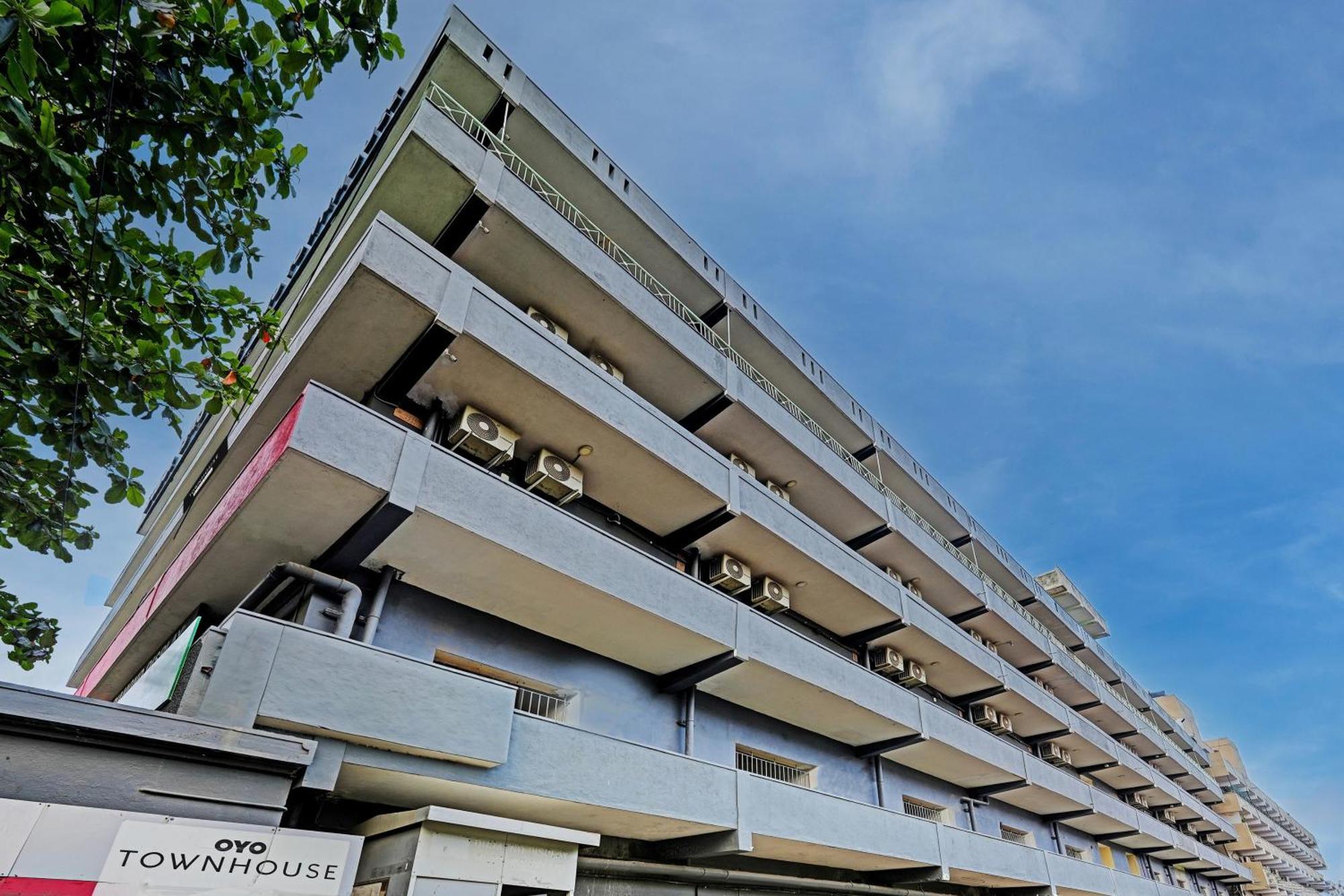 Super Townhouse Ramamurthy Nagar Formerly Navya International 4*