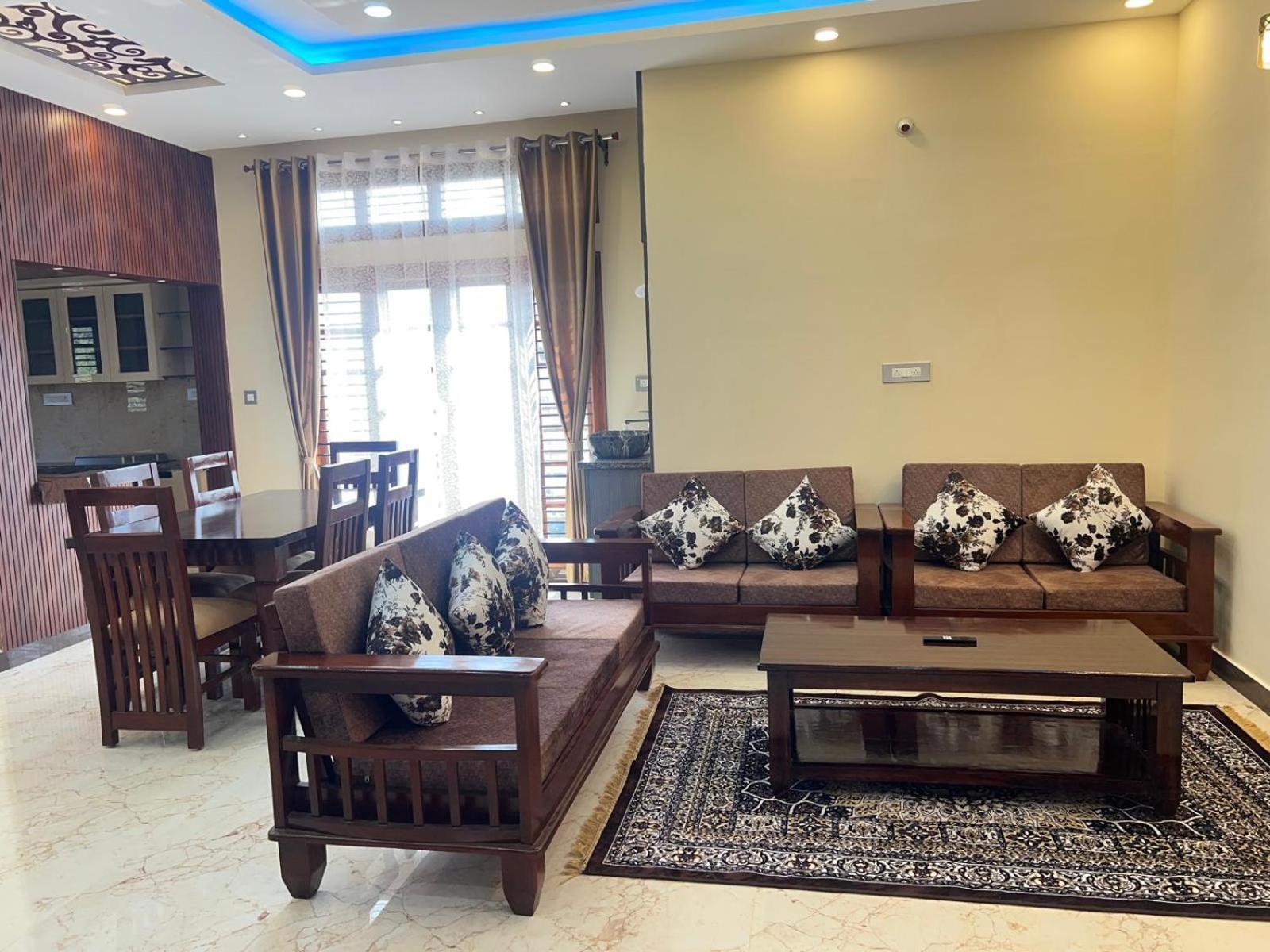 Apartment Western Royal Homes