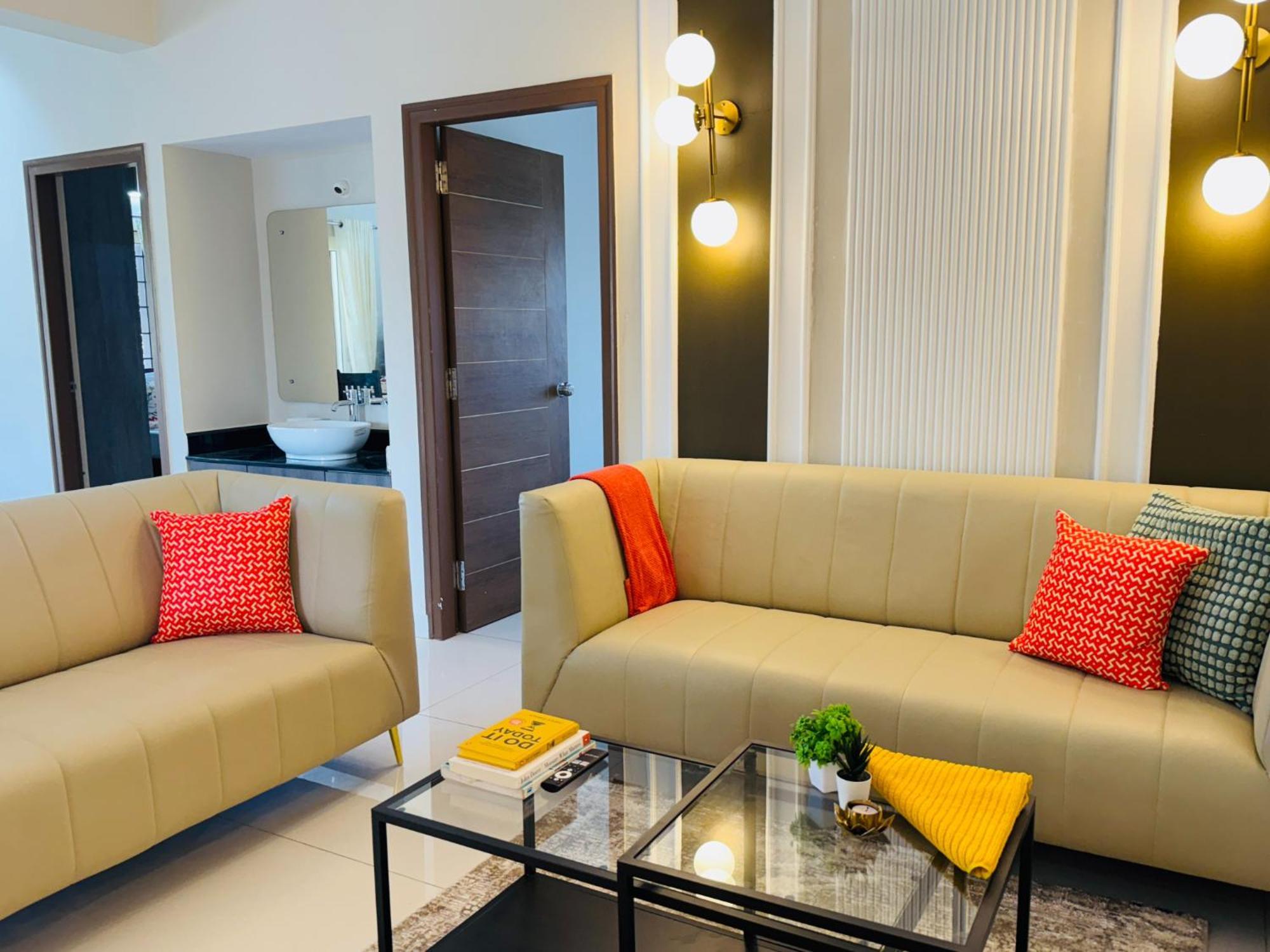 Bluo Serviced - Koramangala * Bangalore