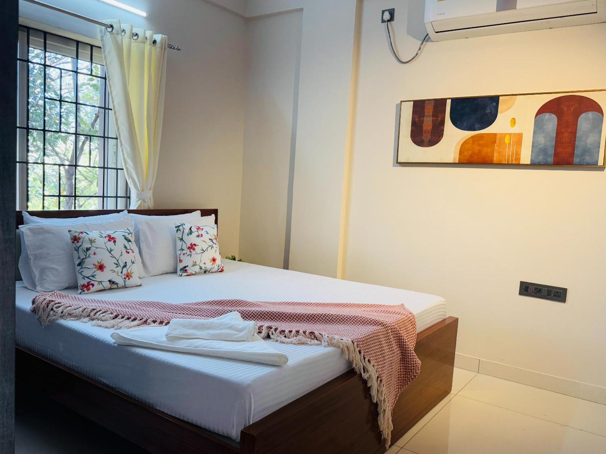 Apartment Bluo Serviced - Koramangala *