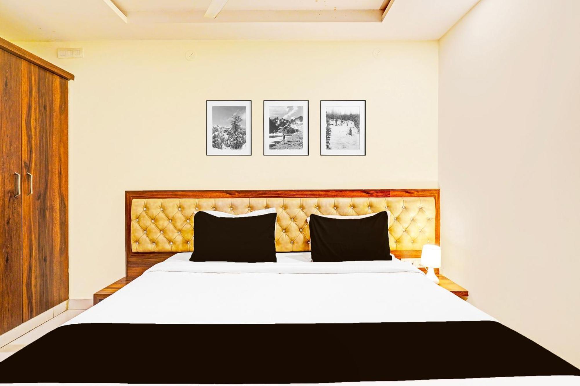 Townhouse Itpl Formerly Royal 4*