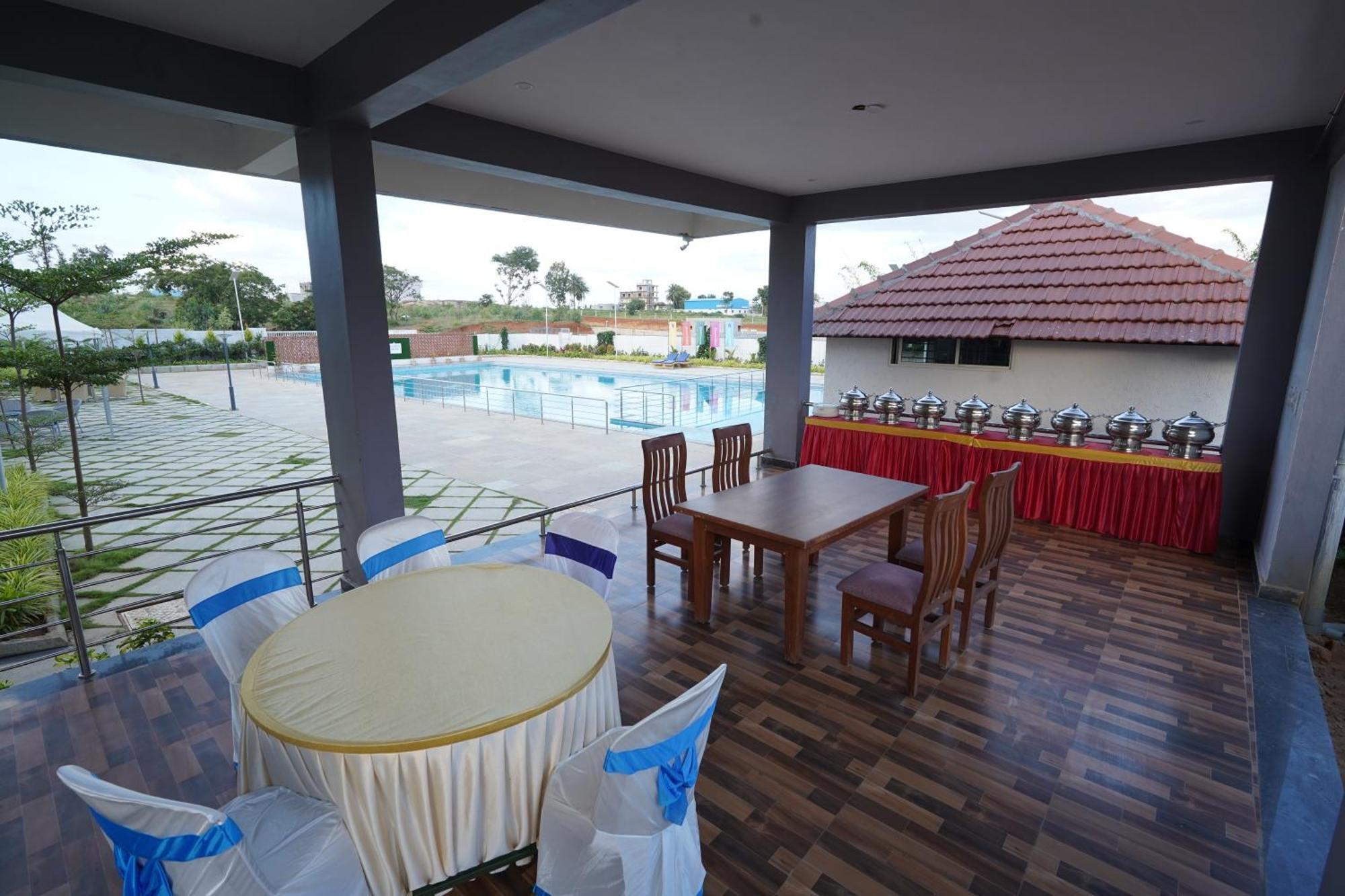 Soundarya Sapphires Villa *