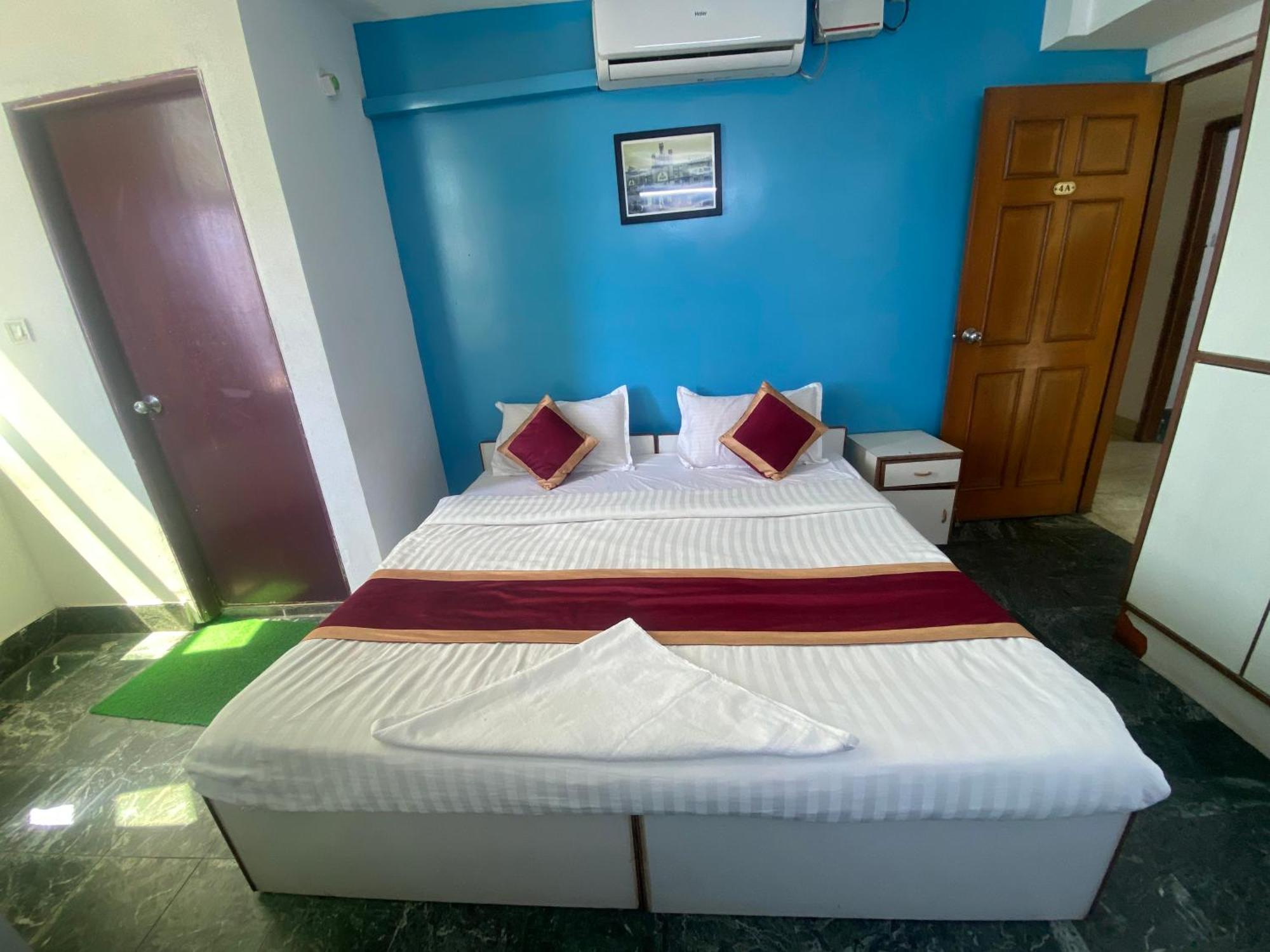 Townhall 3* Bangalore
