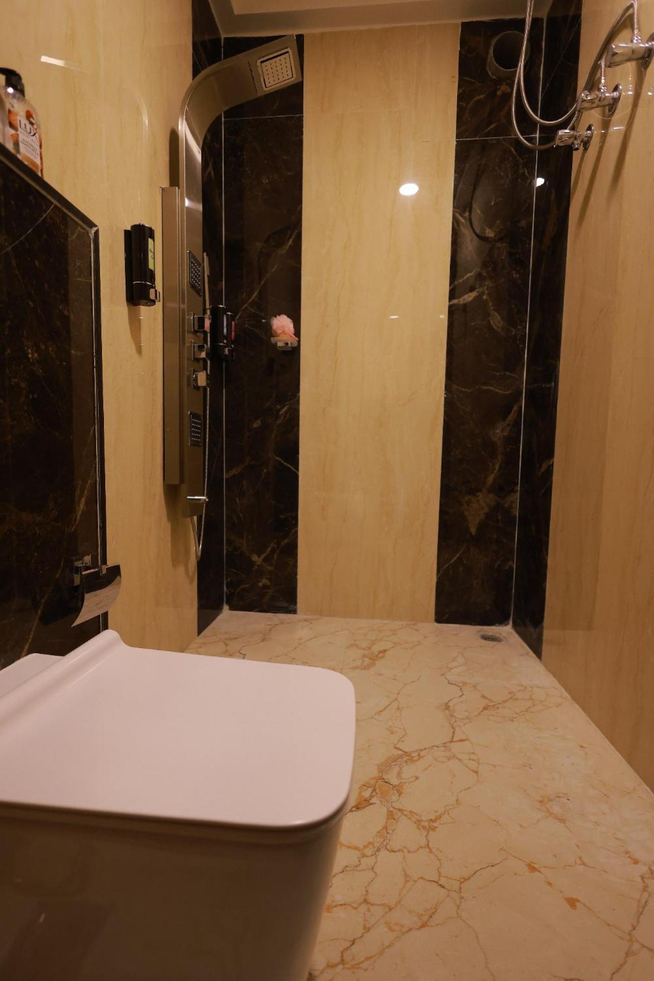 Lahr Hotel Bangalore