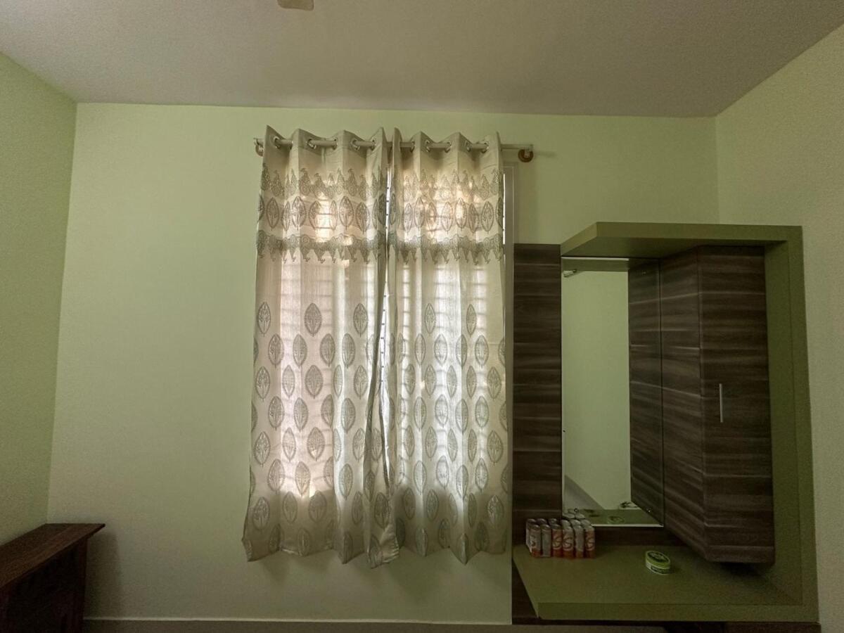 Comfort Living C On 2nd Floor Shared Area *
