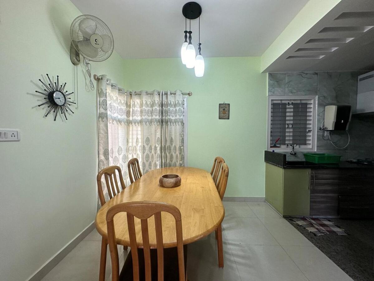 Comfort Living A On 2nd Floor Shared Area