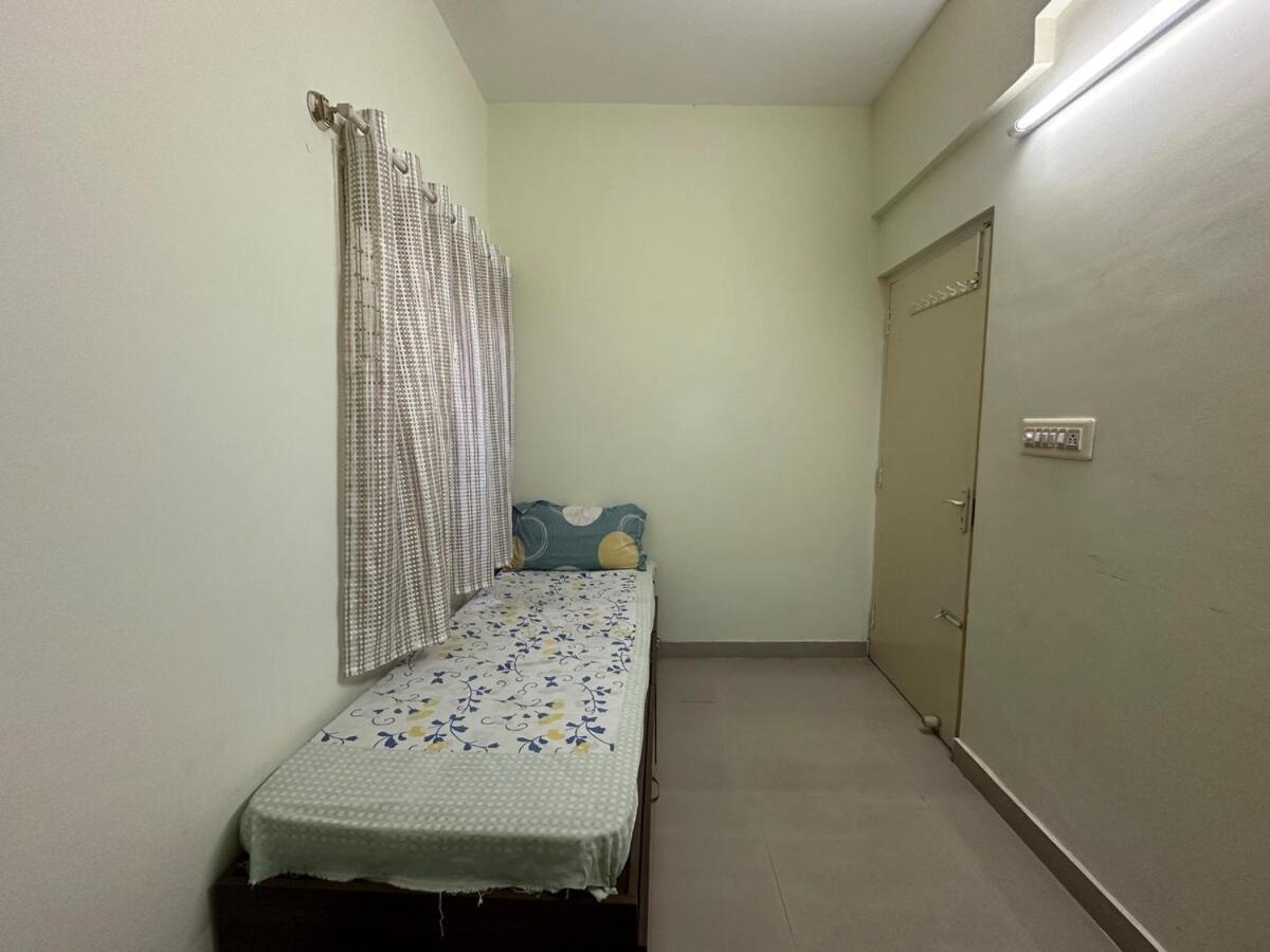 1,5bhk Near Iimb On 1st Floor Apartment Bangalore