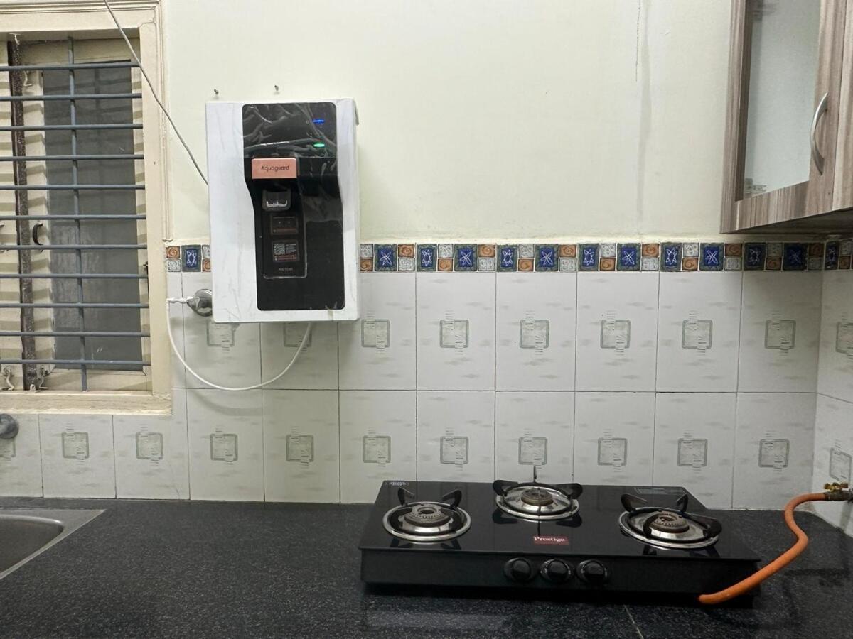 Apartment 1,5bhk Near Iimb On 1st Floor