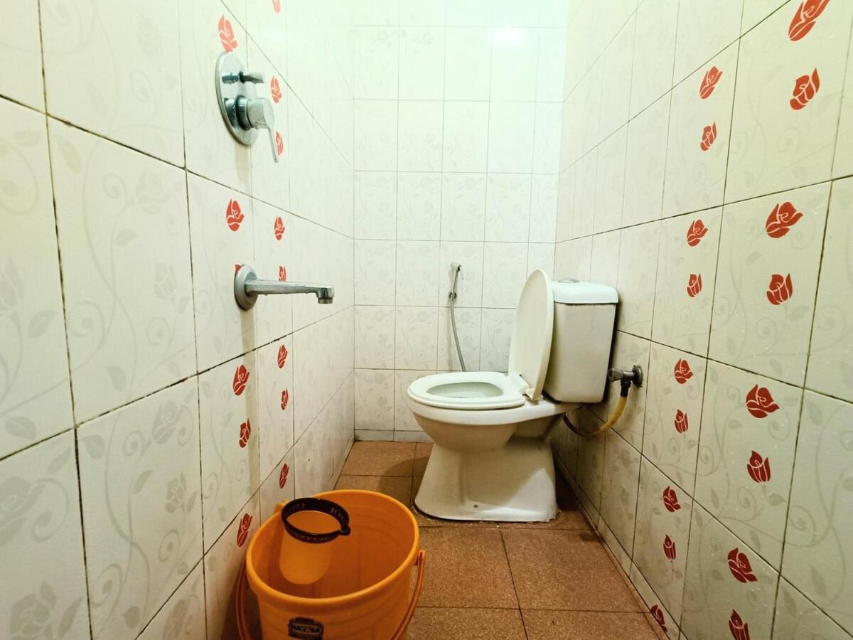 1bhk Near Iimb On Gf