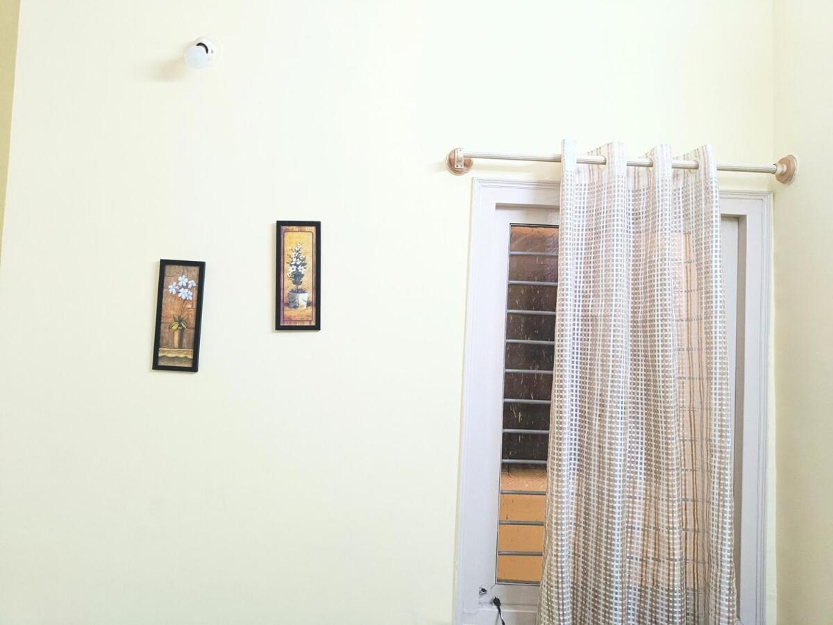 Apartment 1bhk Near Iimb On Gf