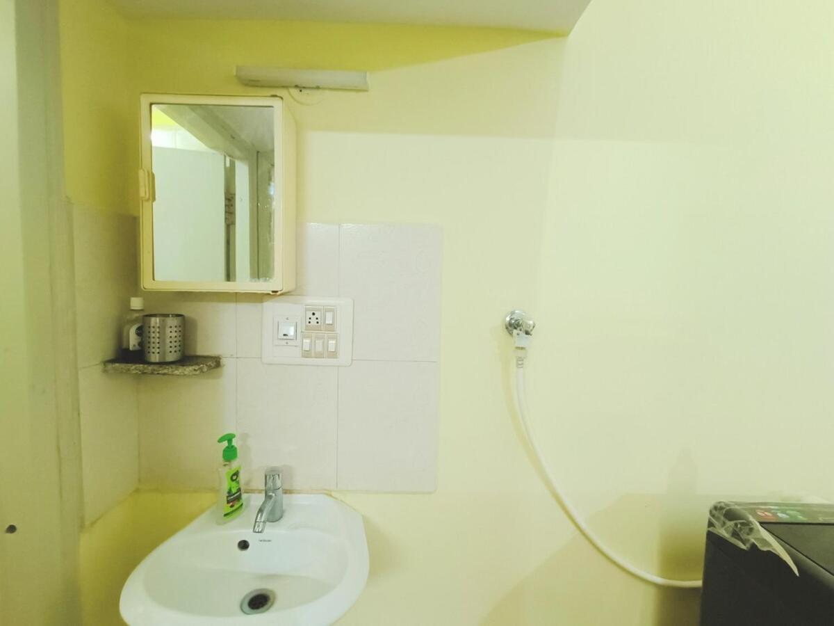 1bhk Near Iimb On Gf Apartment *