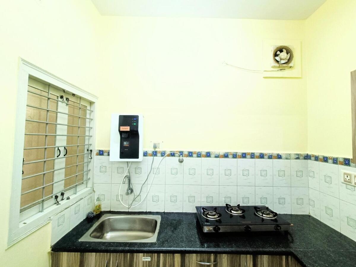 1bhk Near Iimb On Gf Apartment