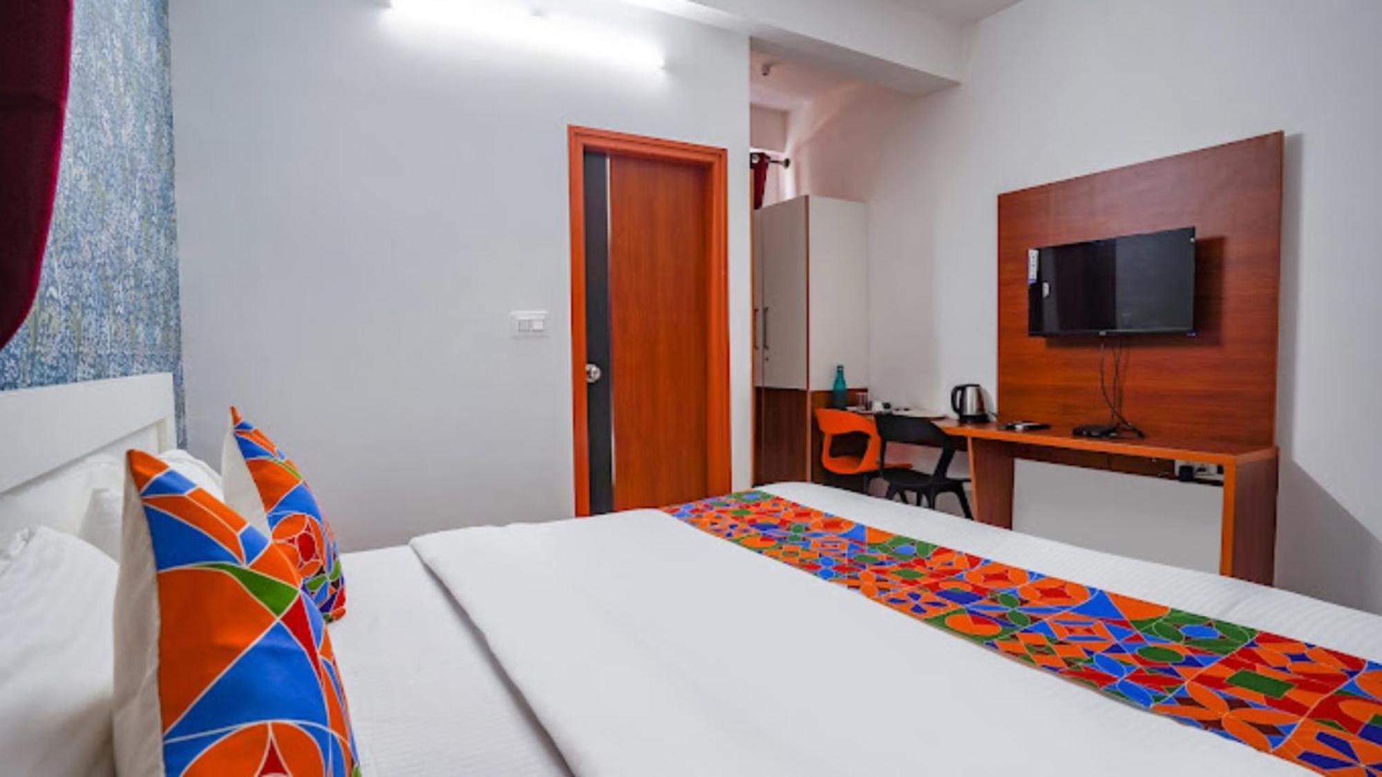 Hotel Royal Platinum Bangalore