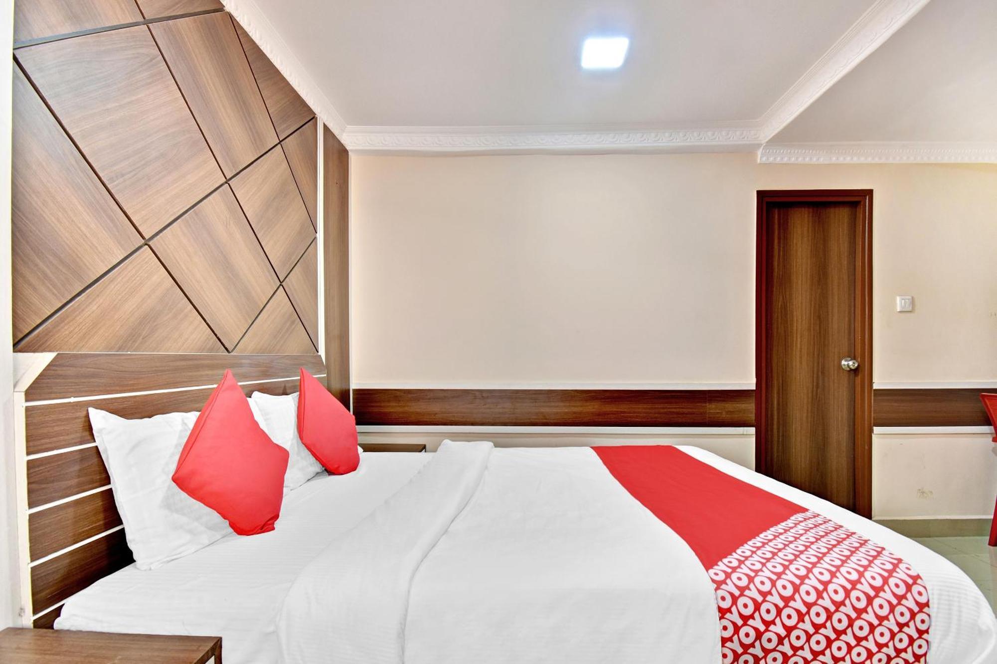 O Sri Sai Comforts 4*