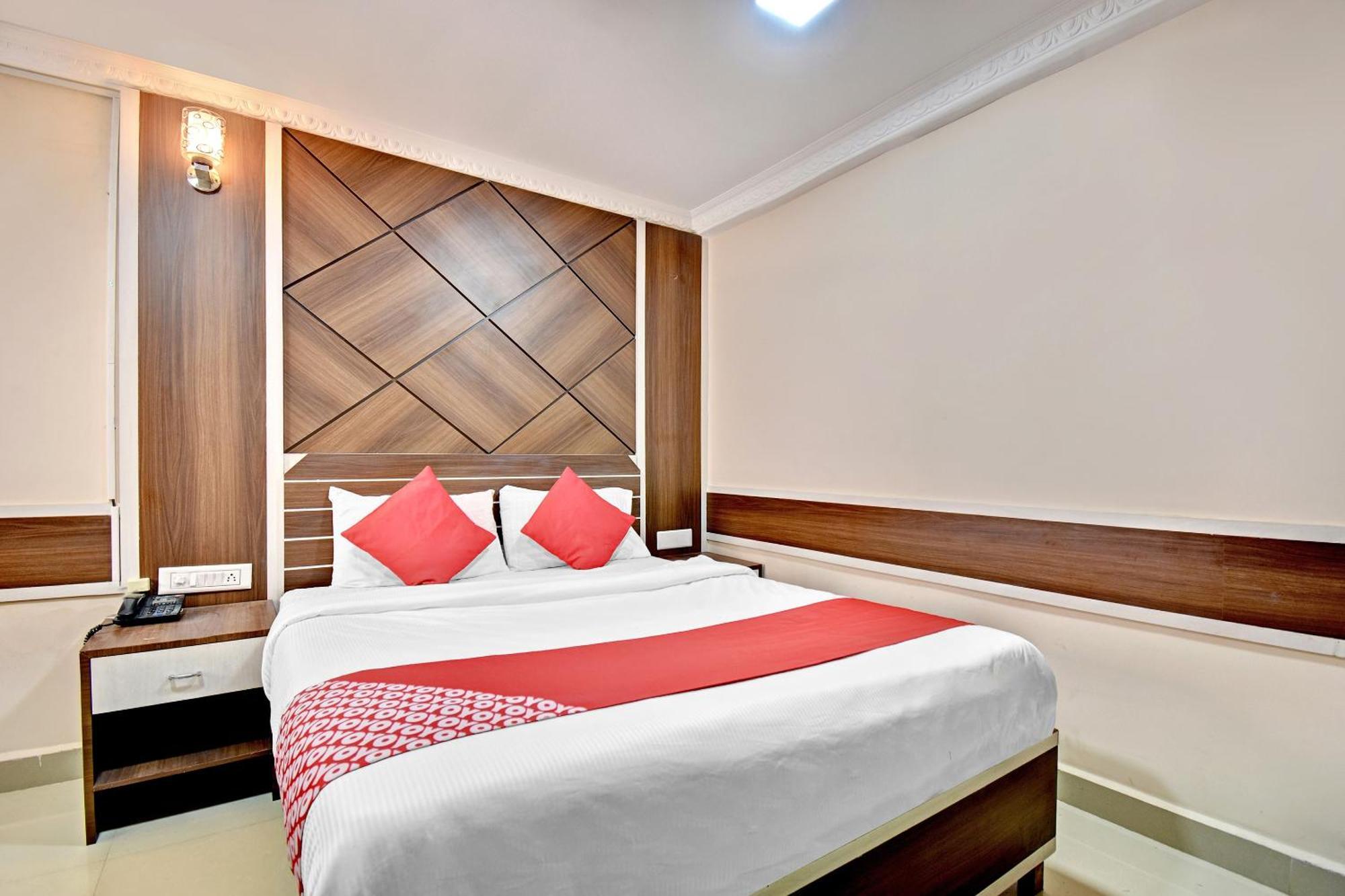 O Sri Sai Comforts Hotel Bangalore