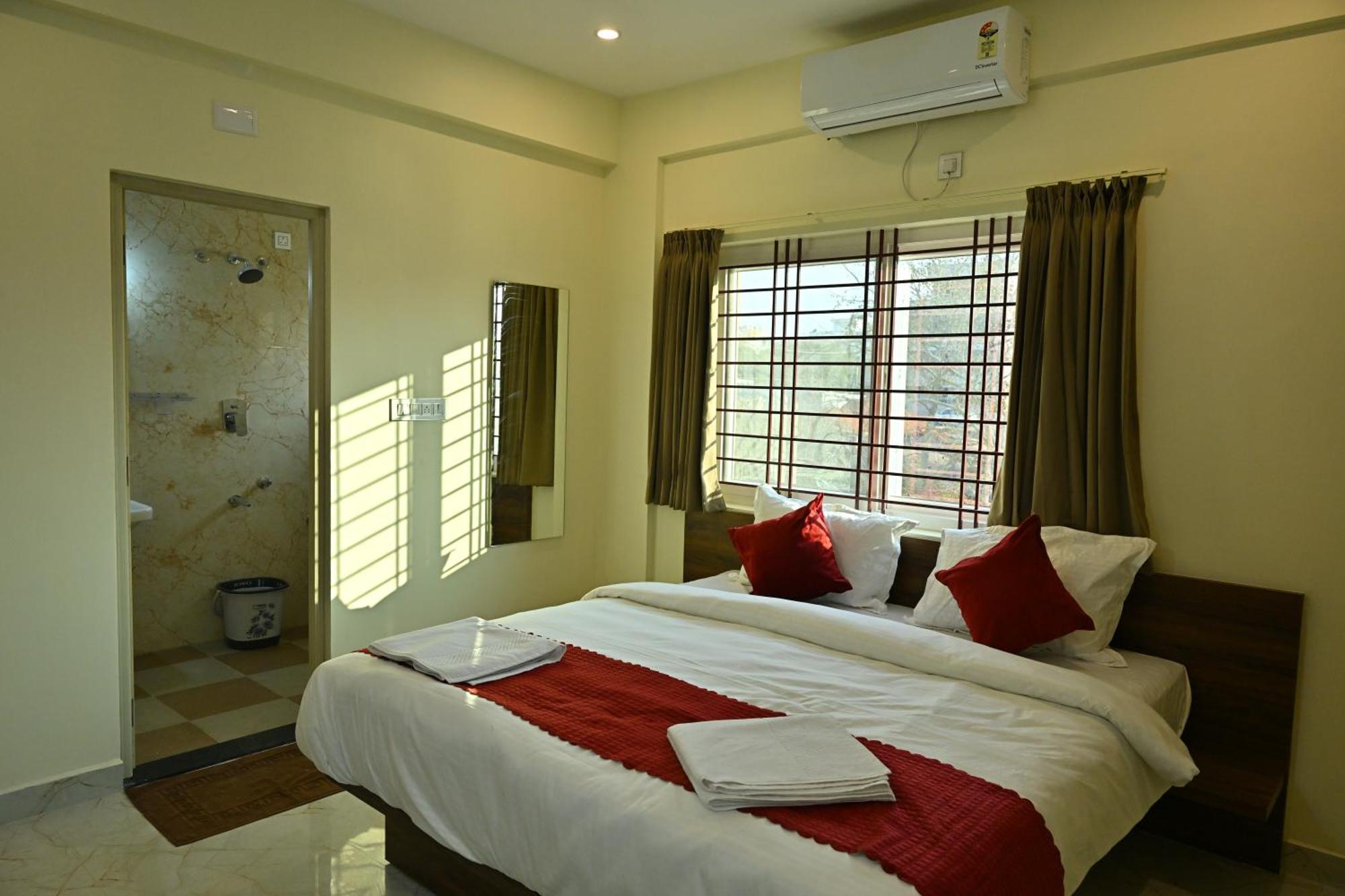 Panvith 2* Bangalore