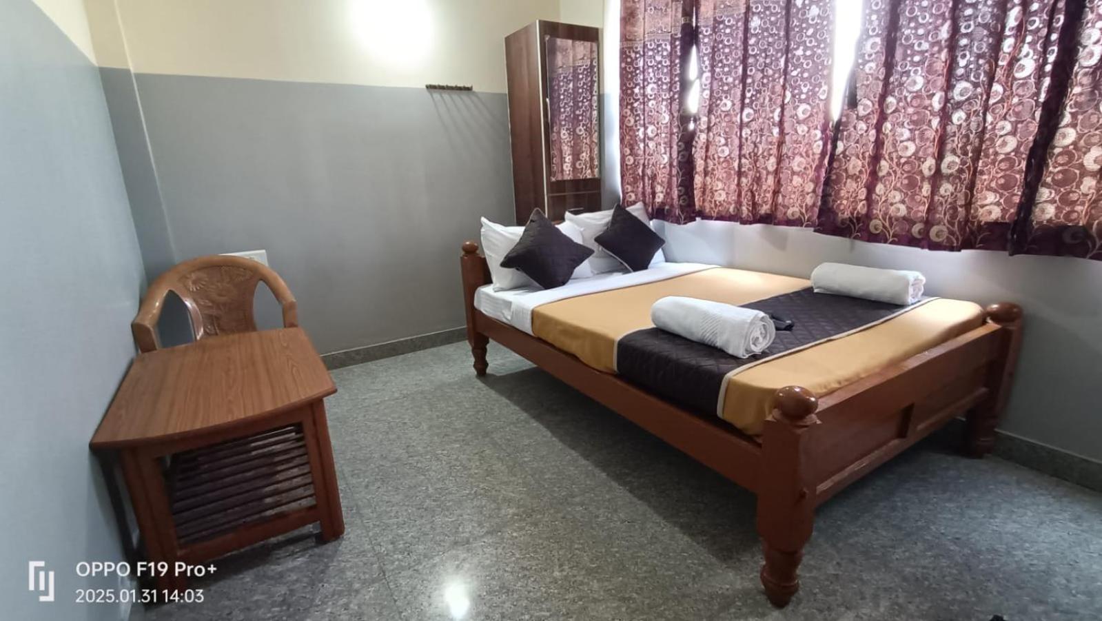 Hotel O G C Residency *