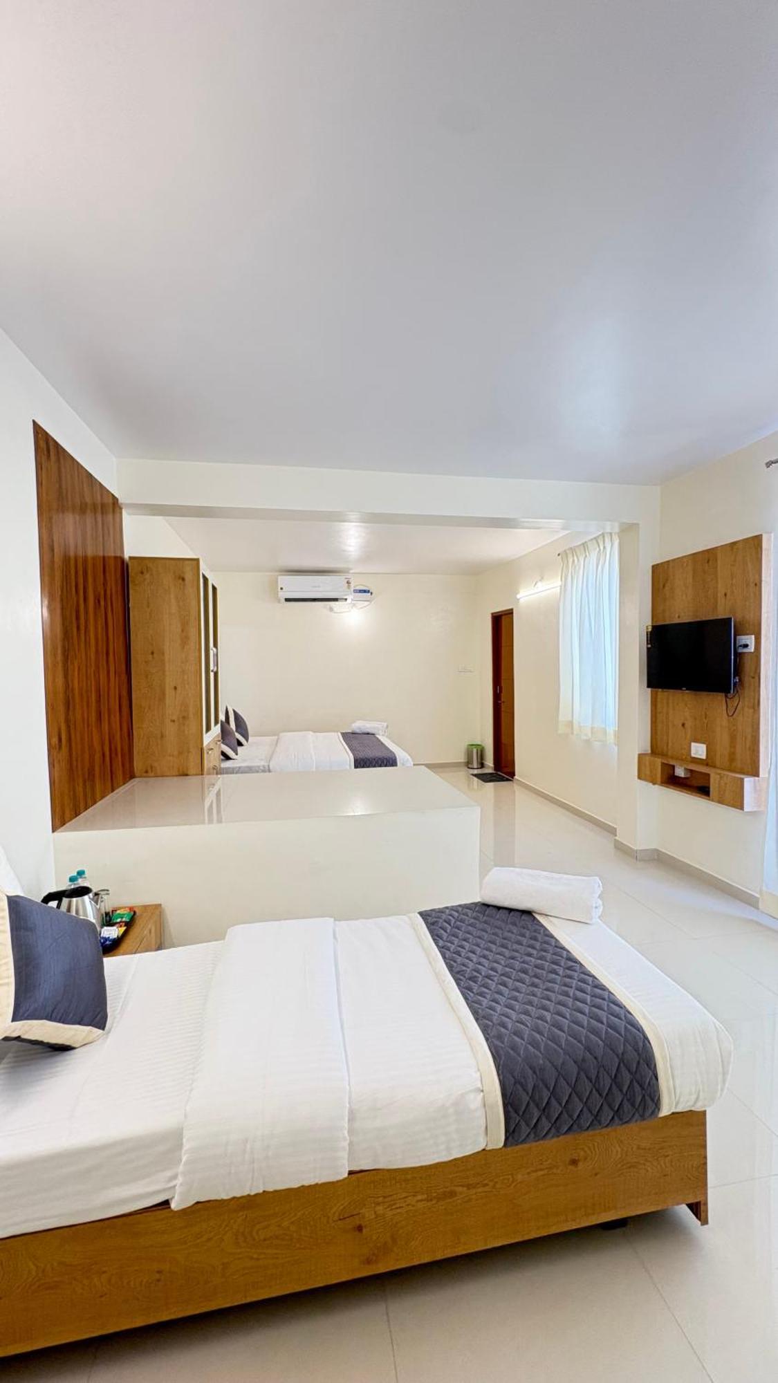 Sai Grand Near Airport Hotel *