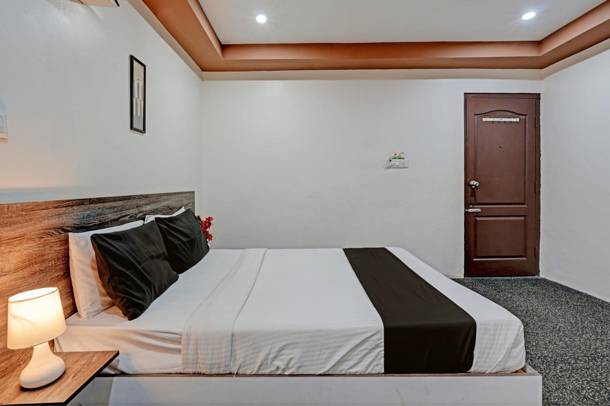 Hotel O Sri Sai Sevalal Comfort's 4*