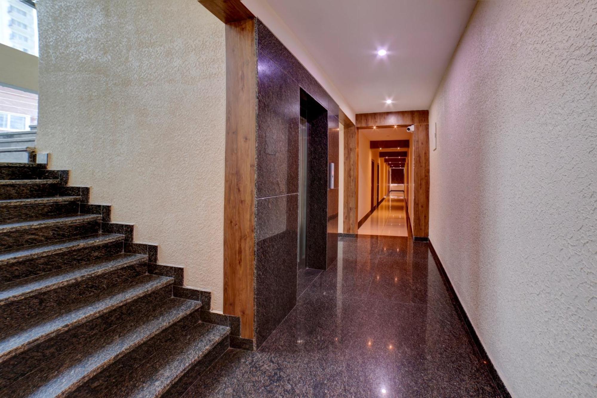 Hotel Townhouse Oak Ess Jay Bangalore