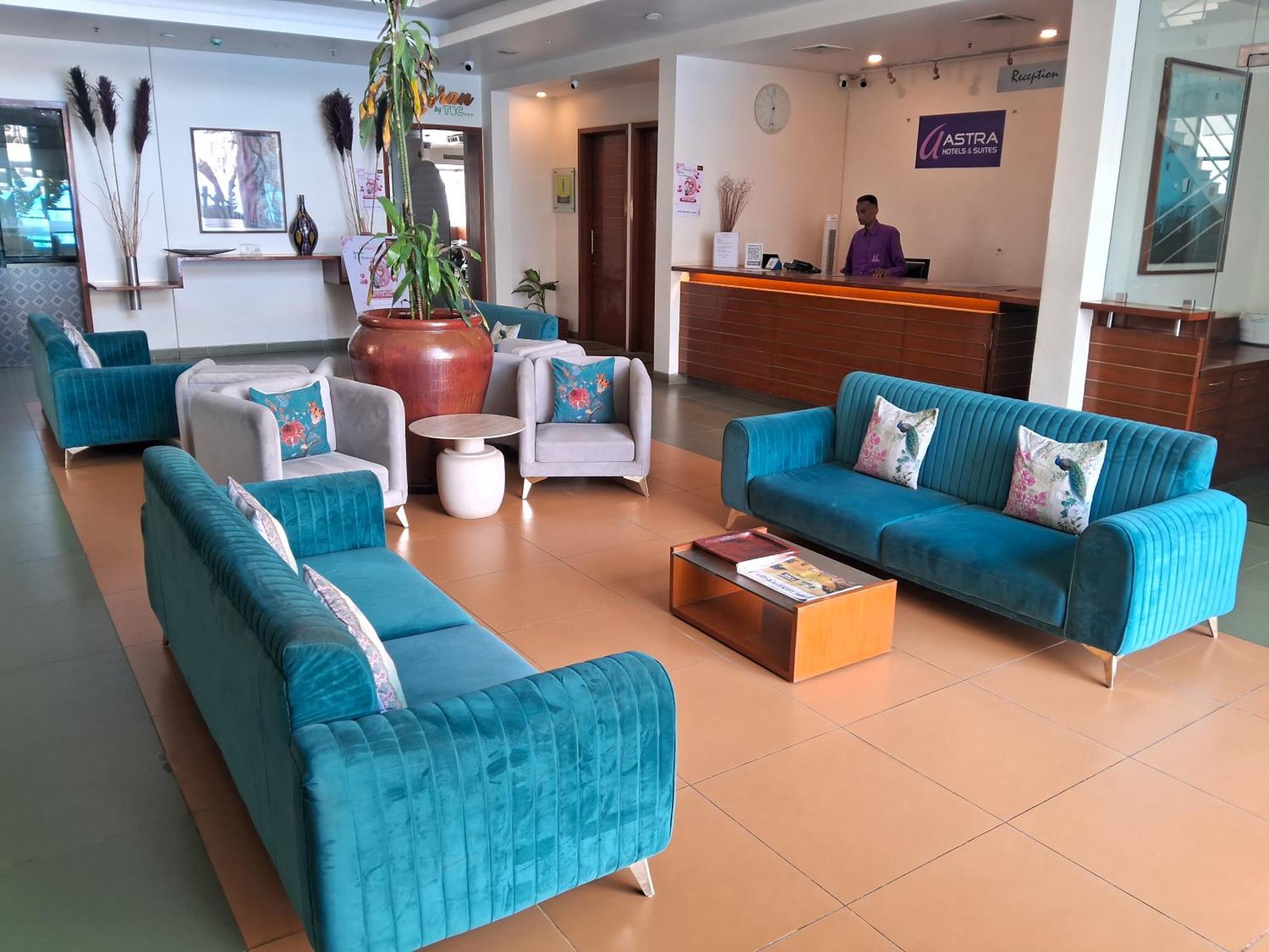 Hotel Astra &