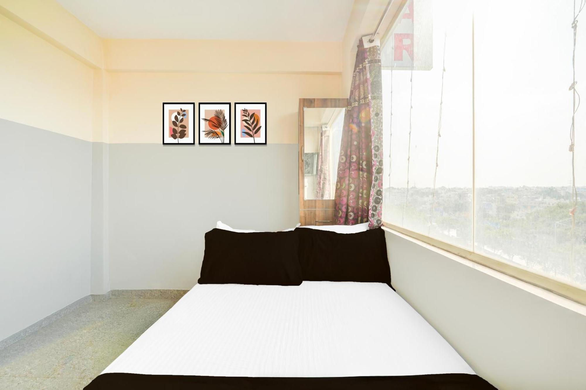 Hotel O G C Residency