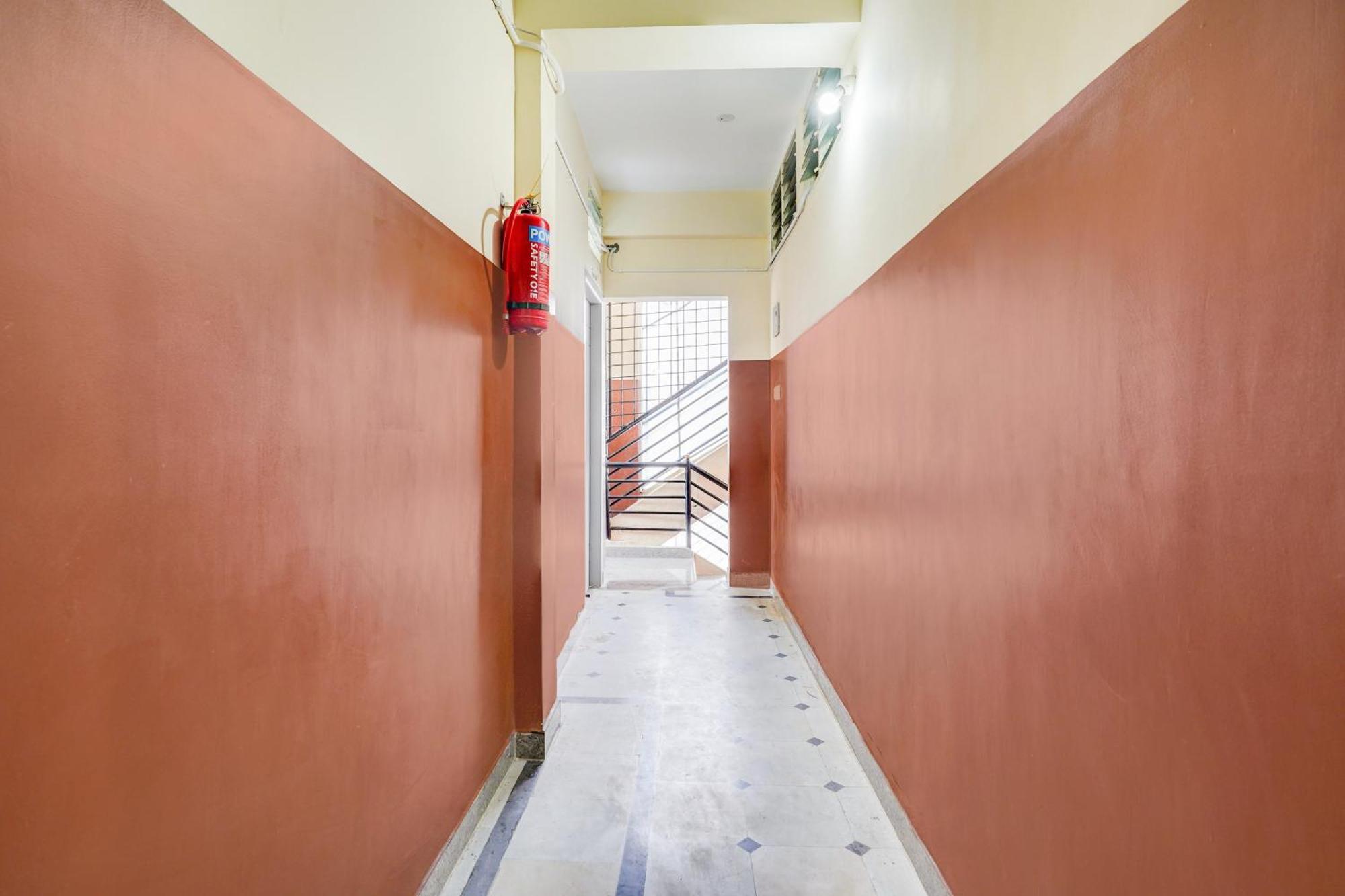 Hotel O G C Residency *