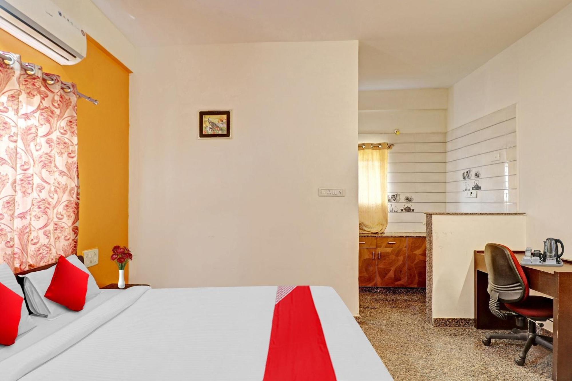 Hotel O G Grand 3*